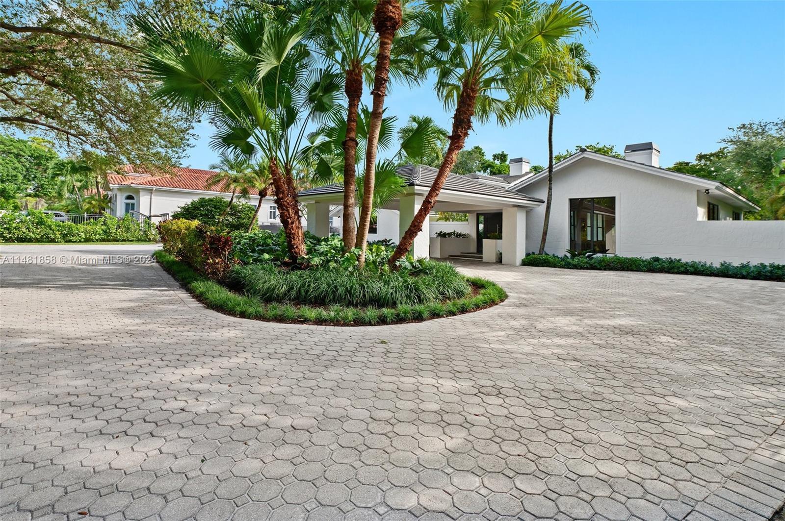 7611 83rd Ct, Miami, FL, 33143 United States, 5 Bedrooms Bedrooms, ,5 BathroomsBathrooms,Residential,For Sale,83rd Ct,A11481858