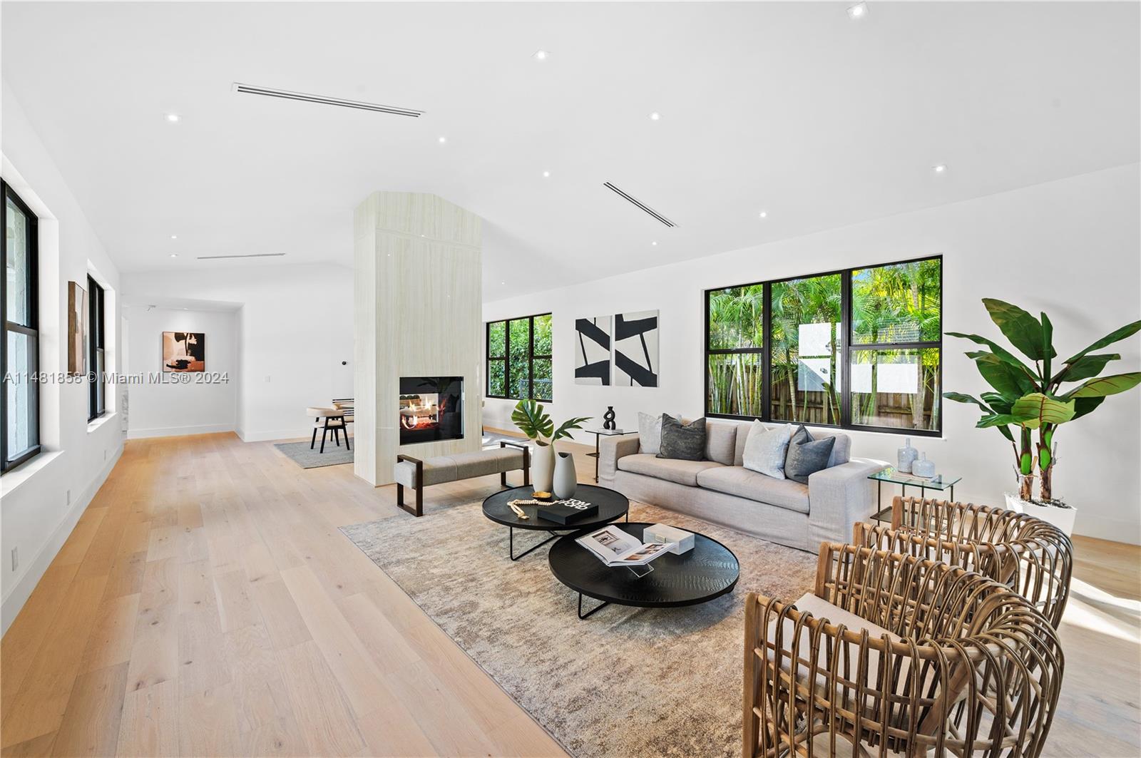 7611 83rd Ct, Miami, FL, 33143 United States, 5 Bedrooms Bedrooms, ,5 BathroomsBathrooms,Residential,For Sale,83rd Ct,A11481858