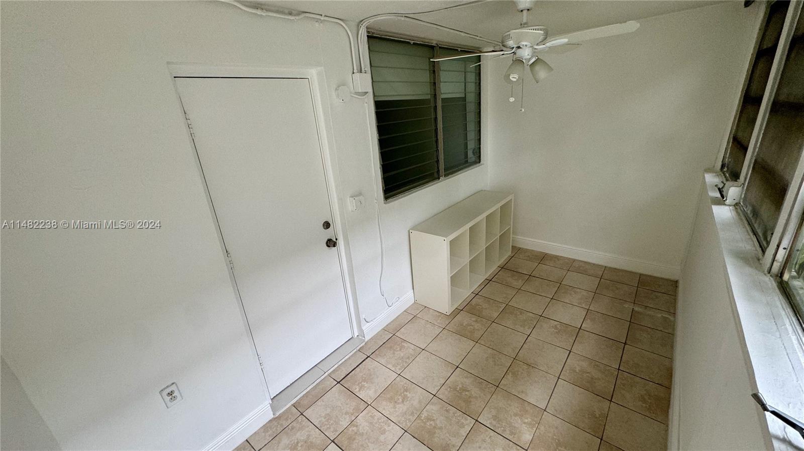 1120 102nd St 7, Bay Harbor Islands, Florida 33154, 1 Bedroom Bedrooms, ,1 BathroomBathrooms,Residentiallease,For Rent,1120 102nd St 7,A11482238