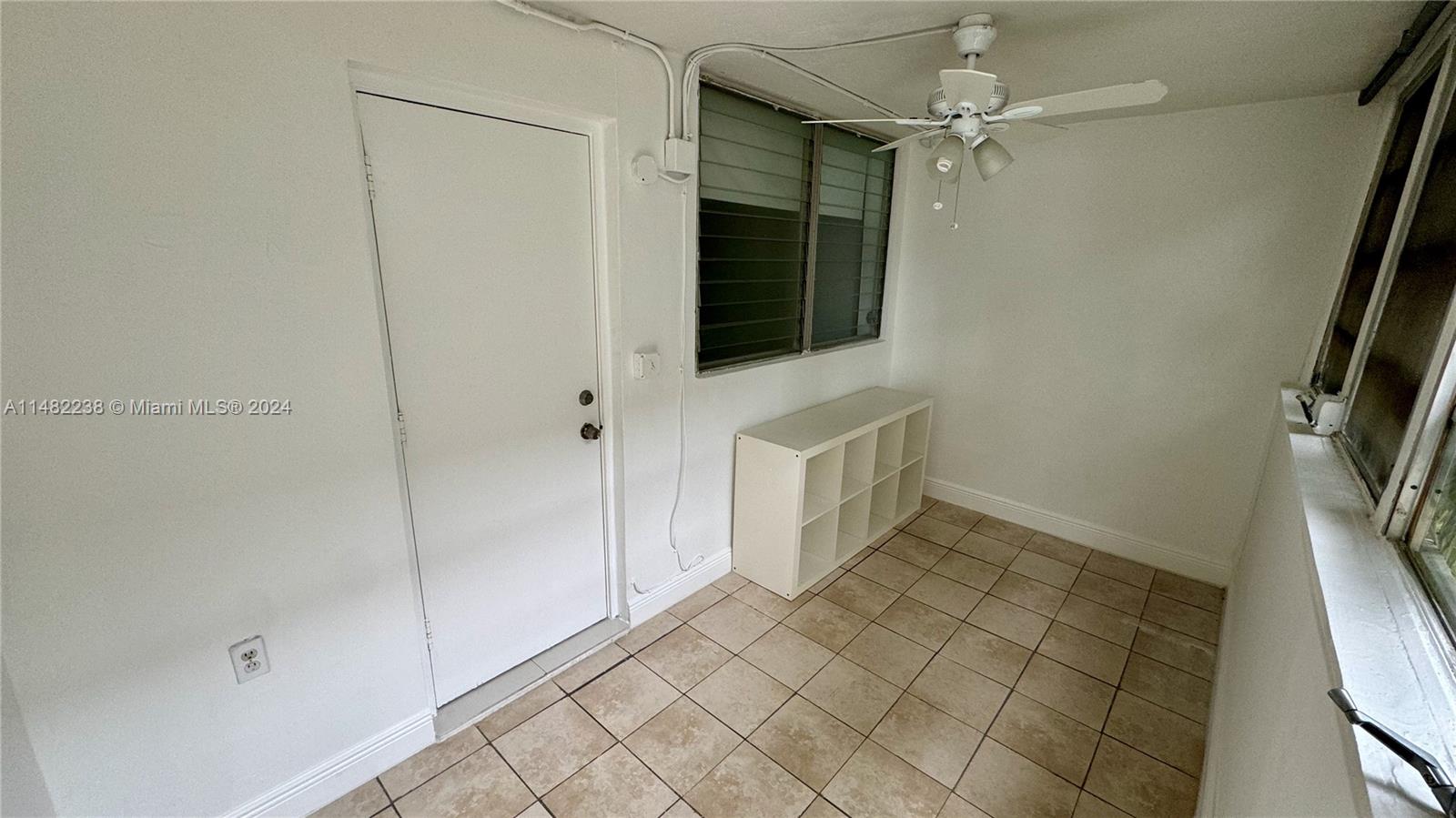 1120 102nd St 7, Bay Harbor Islands, Florida 33154, 1 Bedroom Bedrooms, ,1 BathroomBathrooms,Residentiallease,For Rent,1120 102nd St 7,A11482238