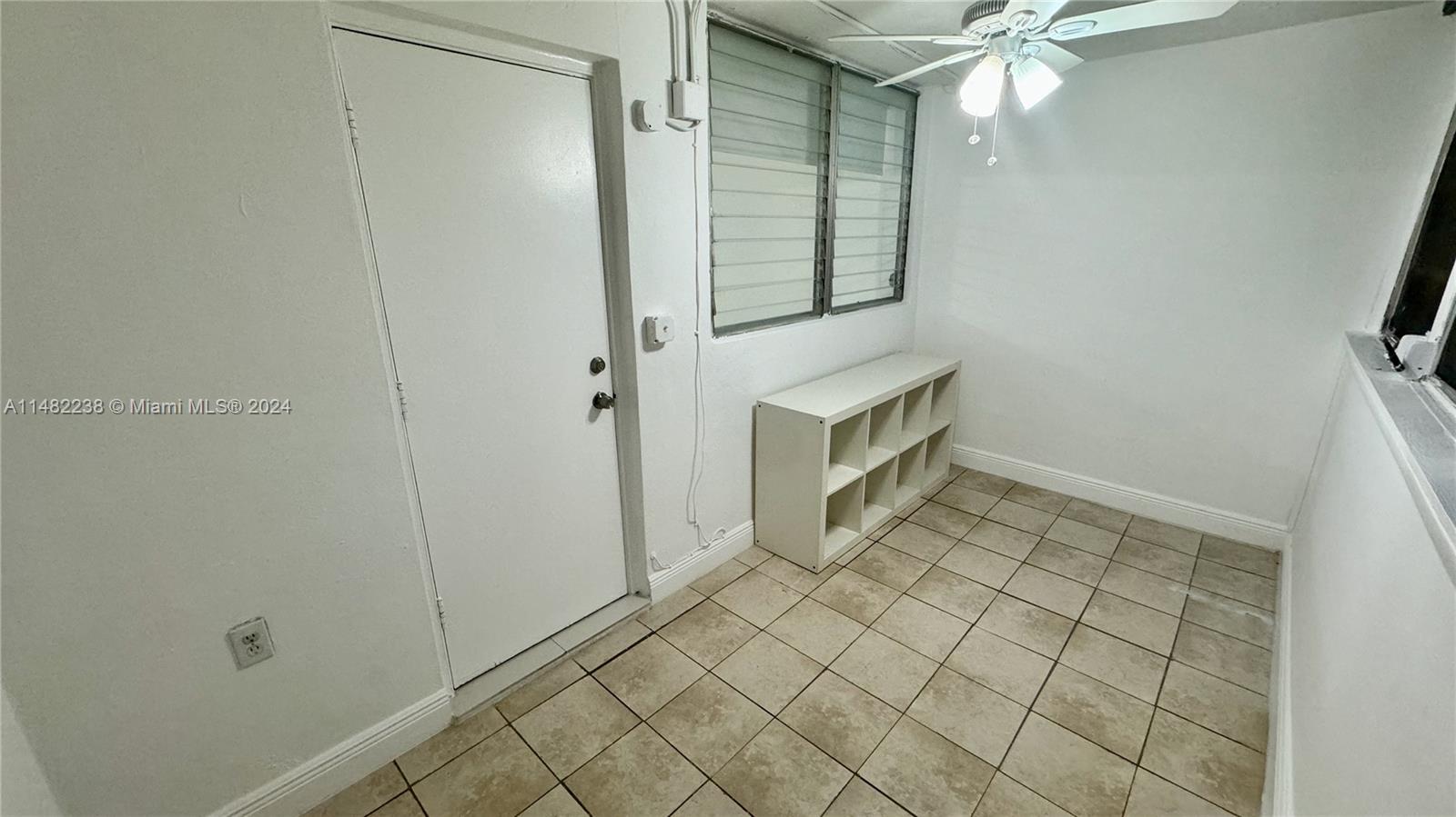 1120 102nd St 7, Bay Harbor Islands, Florida 33154, 1 Bedroom Bedrooms, ,1 BathroomBathrooms,Residentiallease,For Rent,1120 102nd St 7,A11482238