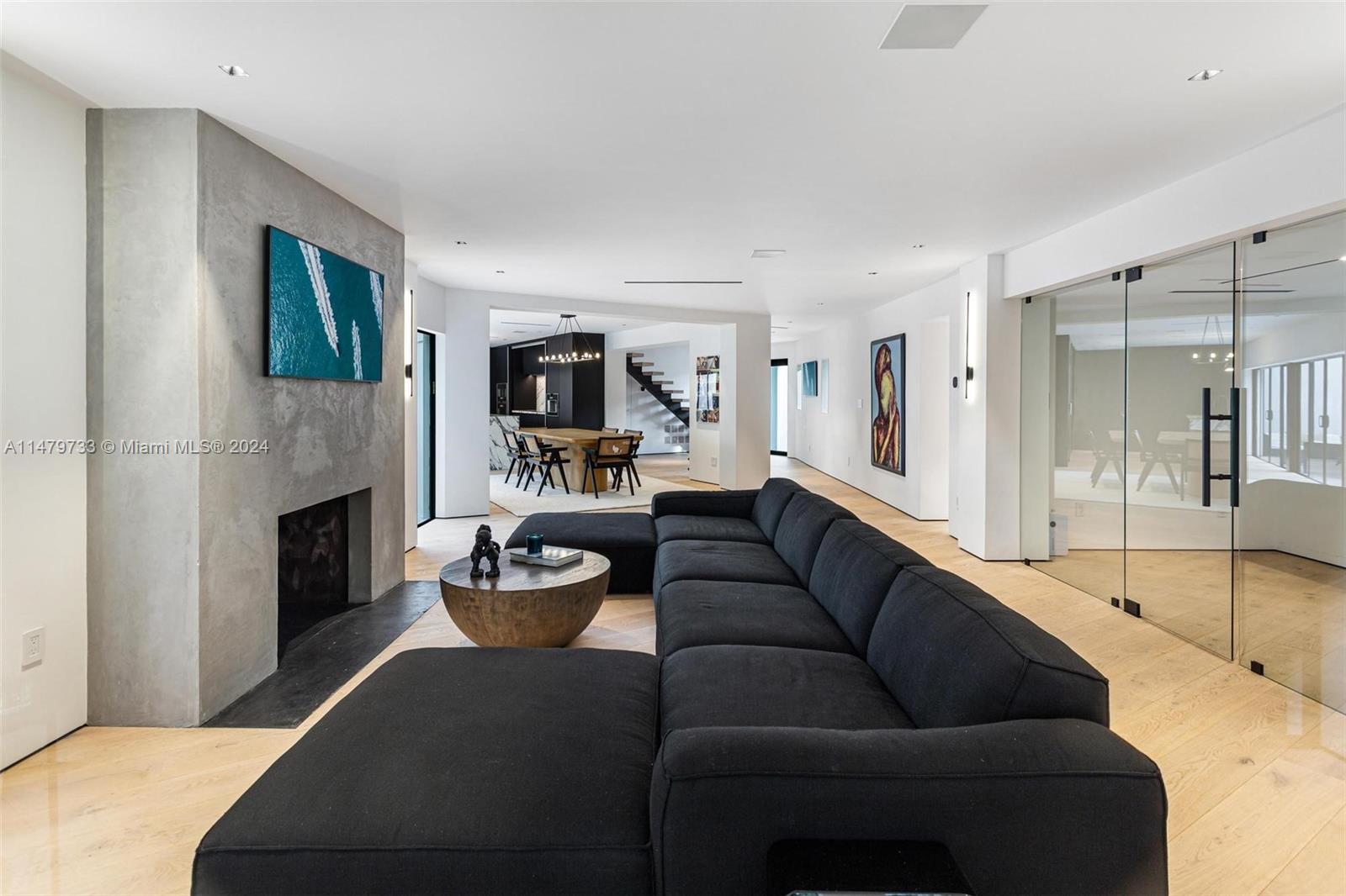 6812 San Vicente St, Coral Gables, FL, 33146 United States, 5 Bedrooms Bedrooms, ,4 BathroomsBathrooms,Residential,For Sale,San Vicente St,A11479733