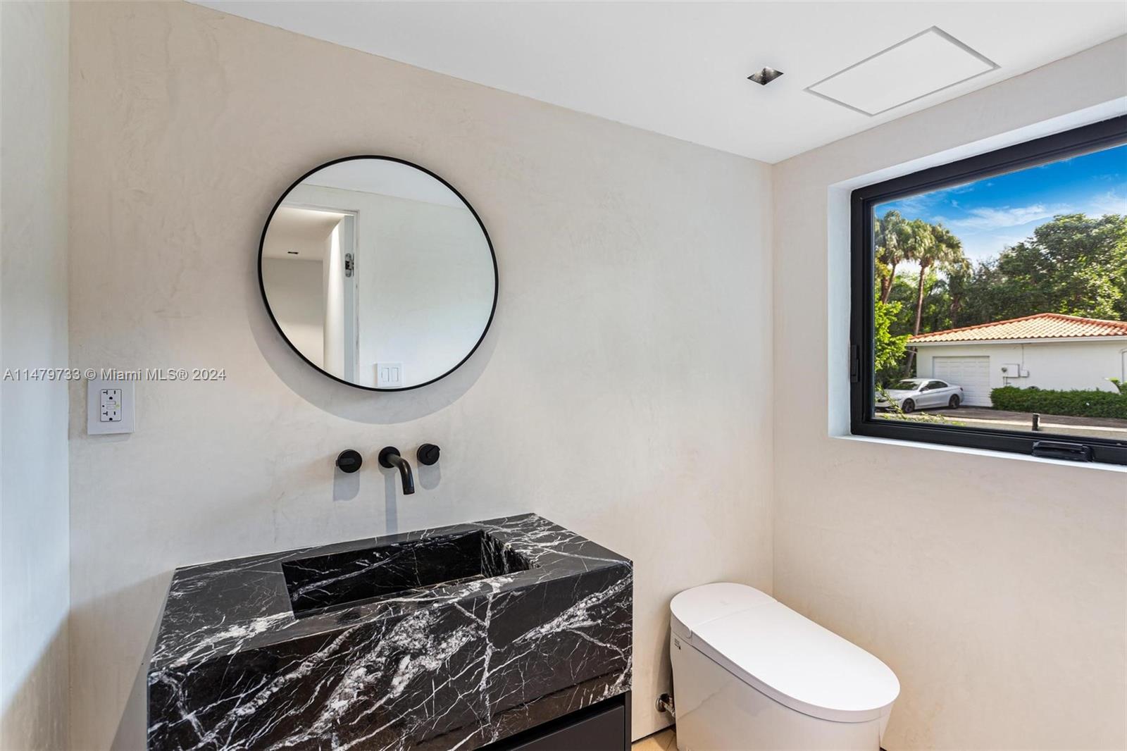 6812 San Vicente St, Coral Gables, Florida 33146, 5 Bedrooms Bedrooms, ,4 BathroomsBathrooms,Residential,For Sale,6812 San Vicente St,A11479733