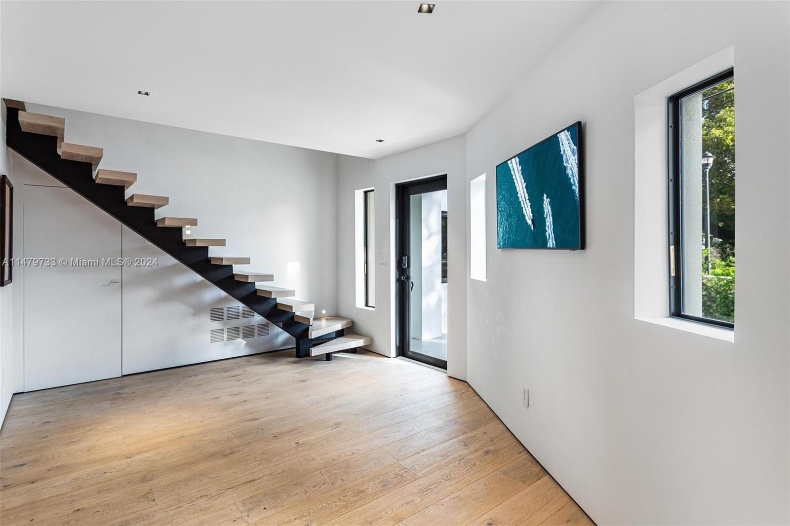 6812 San Vicente St, Coral Gables, FL, 33146 United States, 5 Bedrooms Bedrooms, ,4 BathroomsBathrooms,Residential,For Sale,San Vicente St,A11479733