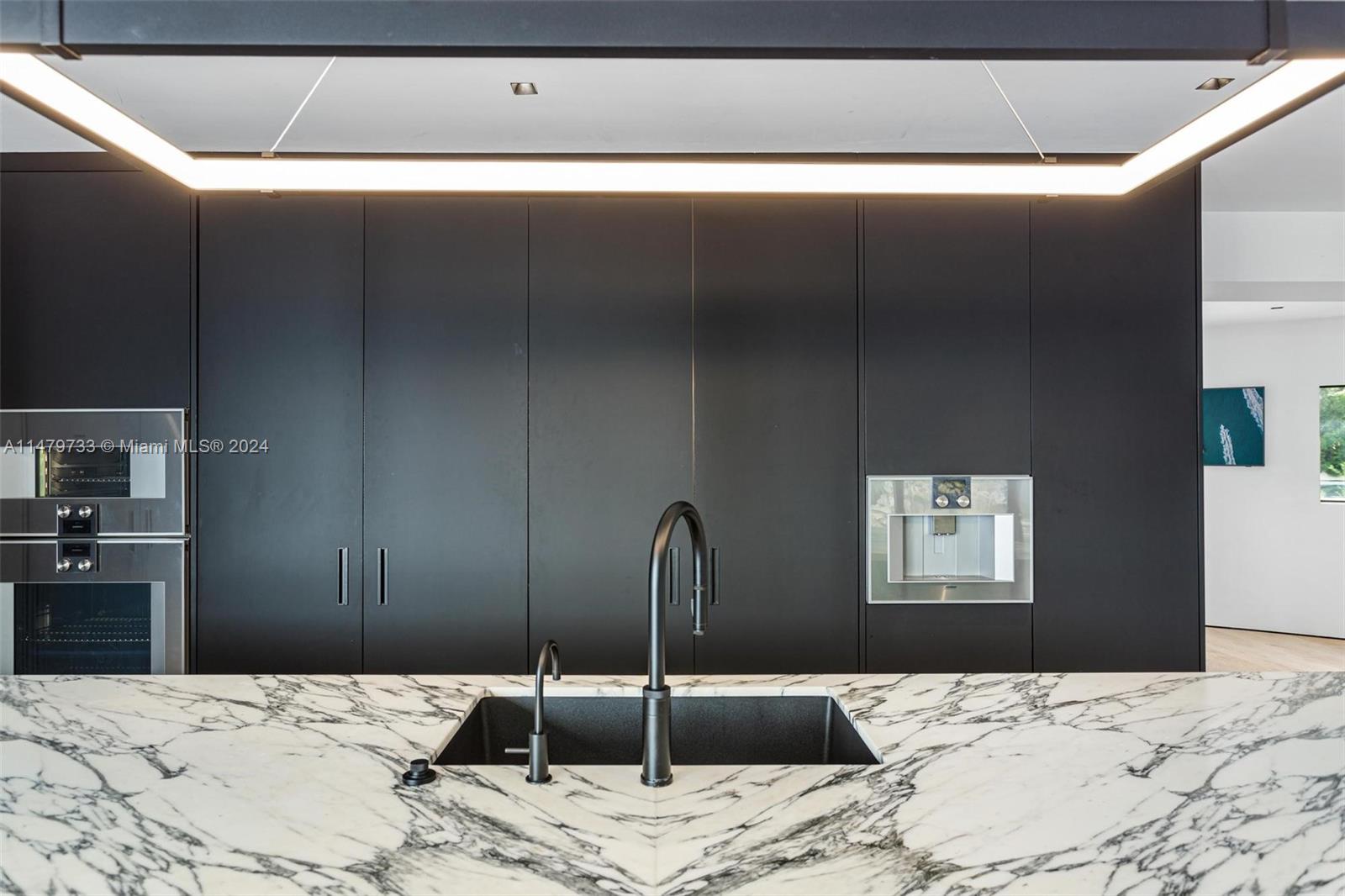 6812 San Vicente St, Coral Gables, FL, 33146 United States, 5 Bedrooms Bedrooms, ,4 BathroomsBathrooms,Residential,For Sale,San Vicente St,A11479733