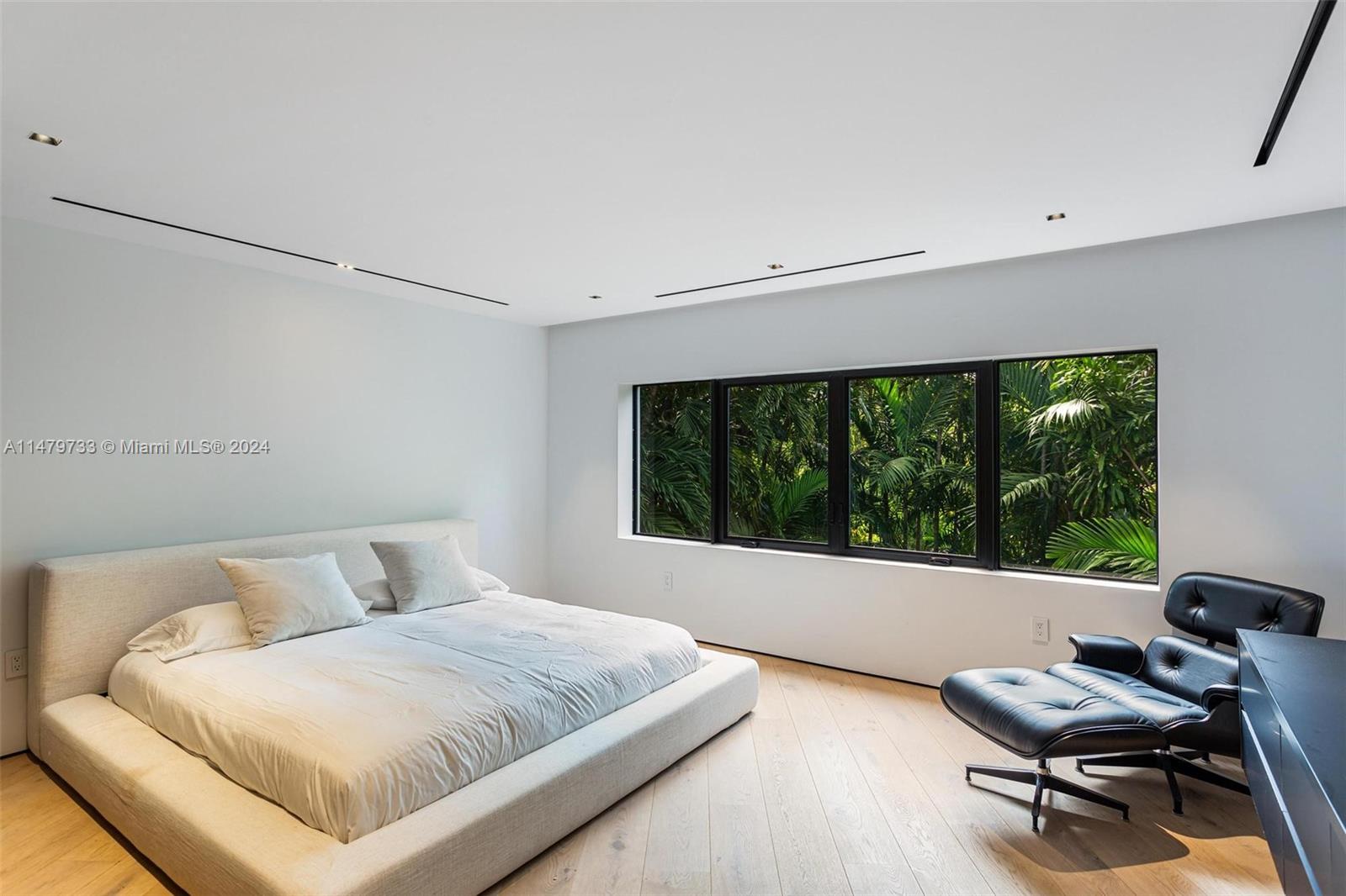 6812 San Vicente St, Coral Gables, FL, 33146 United States, 5 Bedrooms Bedrooms, ,4 BathroomsBathrooms,Residential,For Sale,San Vicente St,A11479733