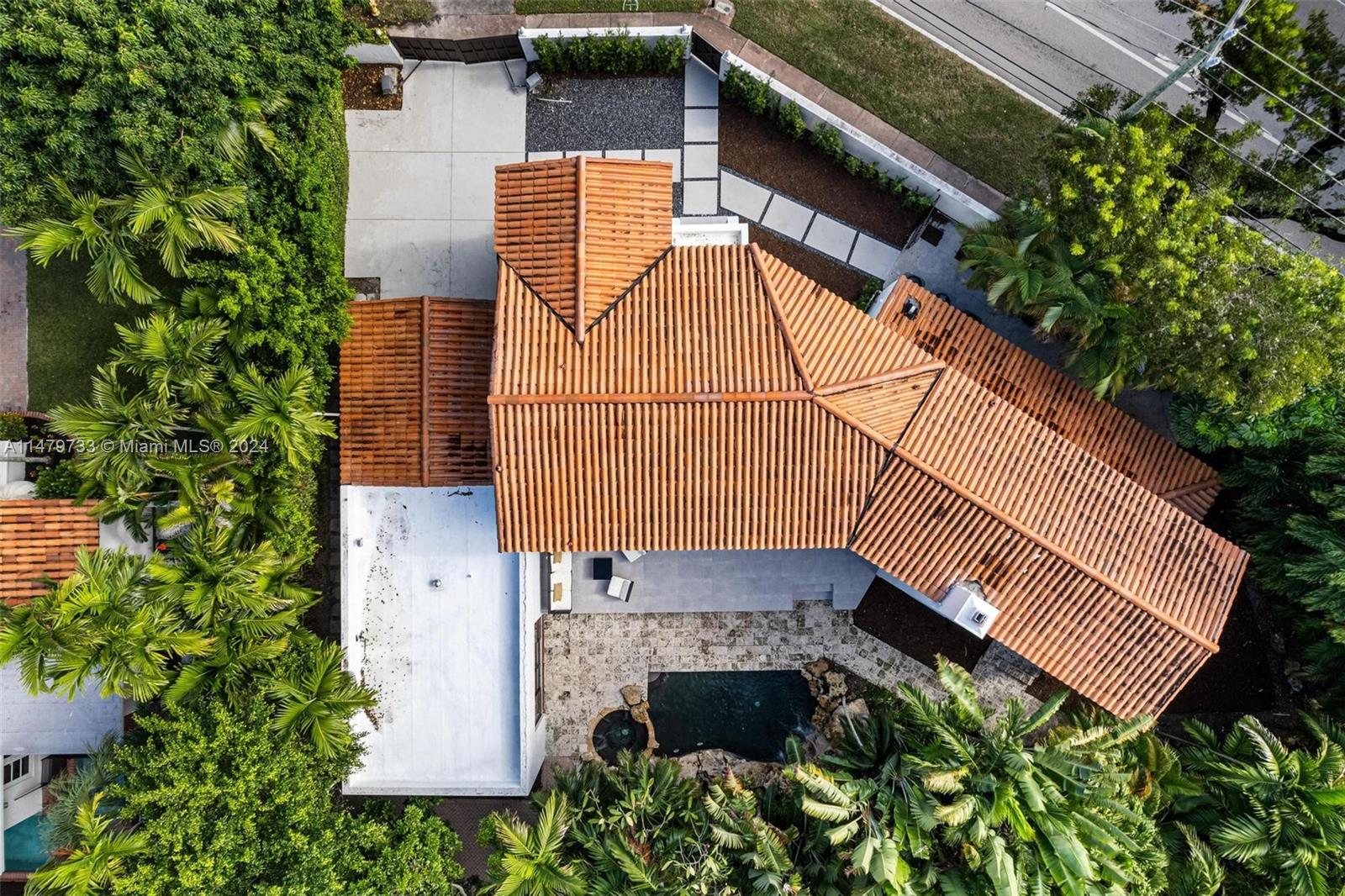 6812 San Vicente St, Coral Gables, Florida 33146, 5 Bedrooms Bedrooms, ,4 BathroomsBathrooms,Residential,For Sale,6812 San Vicente St,A11479733