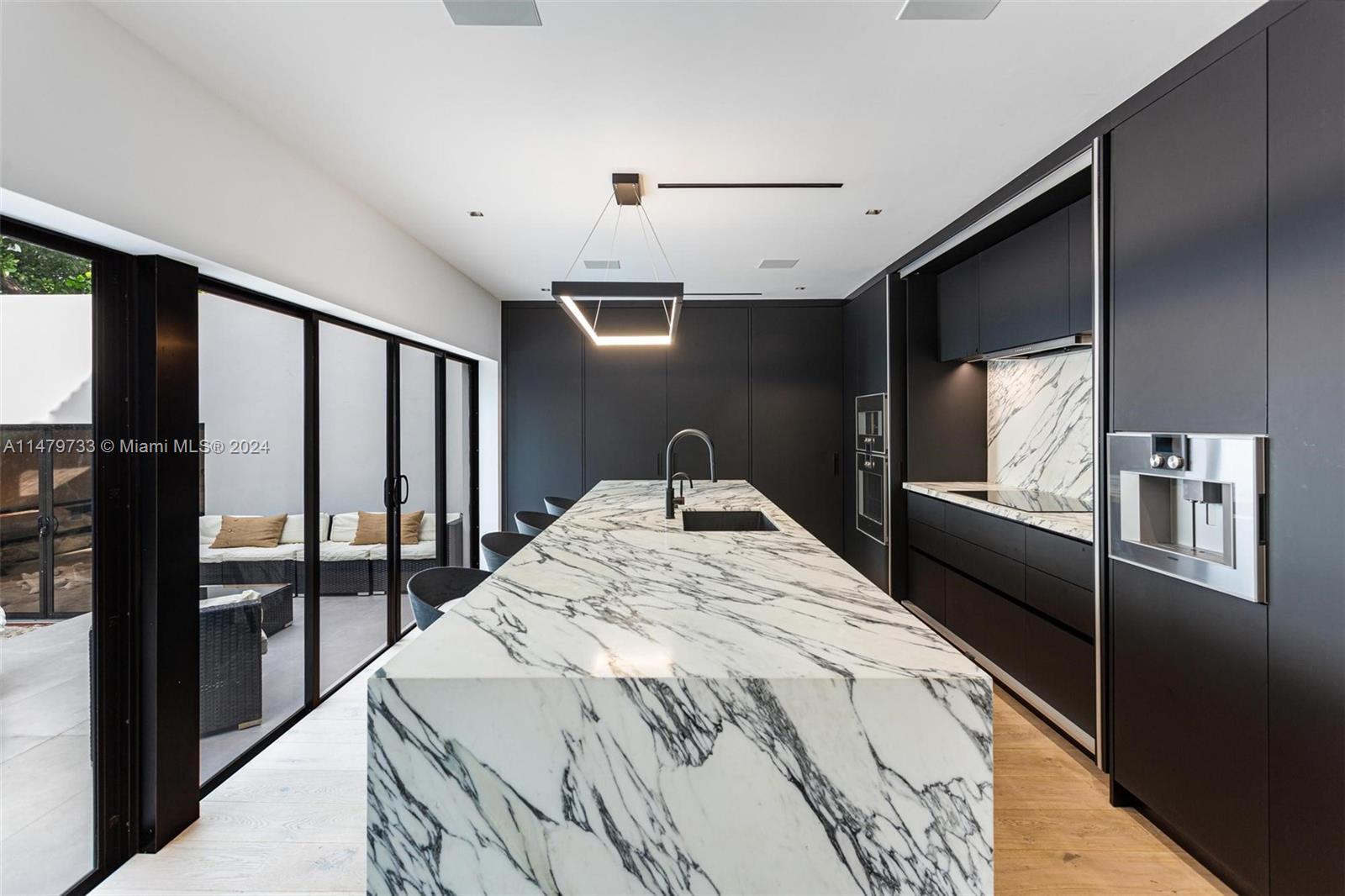 6812 San Vicente St, Coral Gables, FL, 33146 United States, 5 Bedrooms Bedrooms, ,4 BathroomsBathrooms,Residential,For Sale,San Vicente St,A11479733