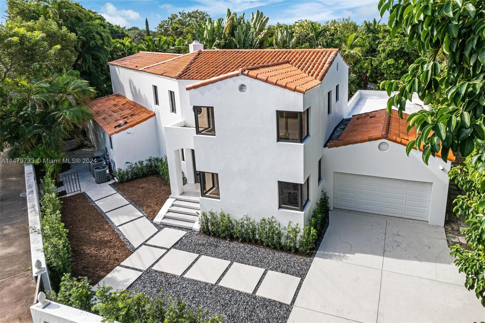6812 San Vicente St, Coral Gables, Florida 33146, 5 Bedrooms Bedrooms, ,4 BathroomsBathrooms,Residential,For Sale,6812 San Vicente St,A11479733