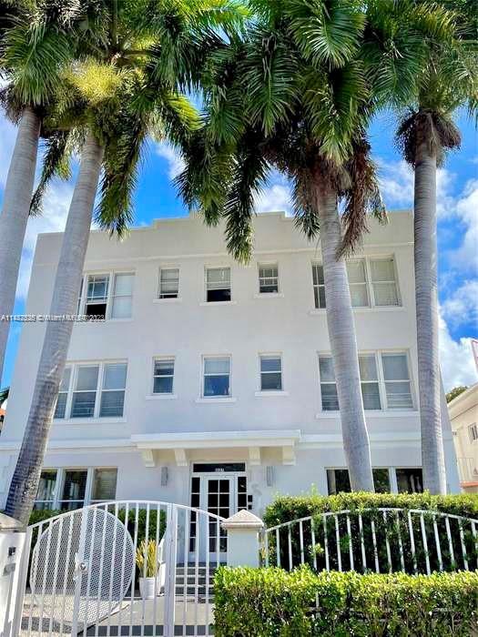 1027  Pennsylvania Ave #302 For Sale A11482536, FL