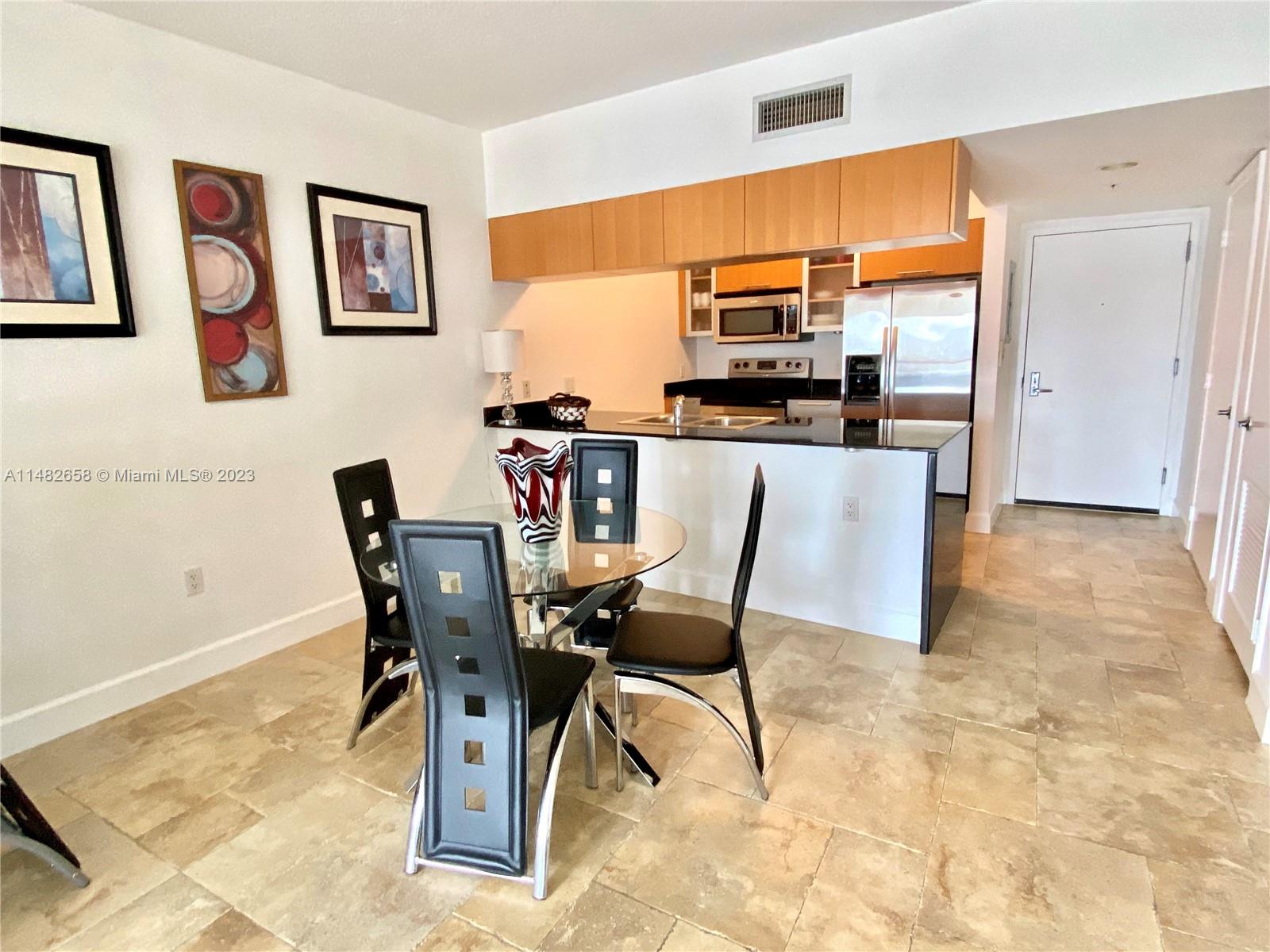 1750 N Bayshore Dr 2406, Miami, Florida 33132, 1 Bedroom Bedrooms, ,1 BathroomBathrooms,Residentiallease,For Rent,1750 N Bayshore Dr 2406,A11482658