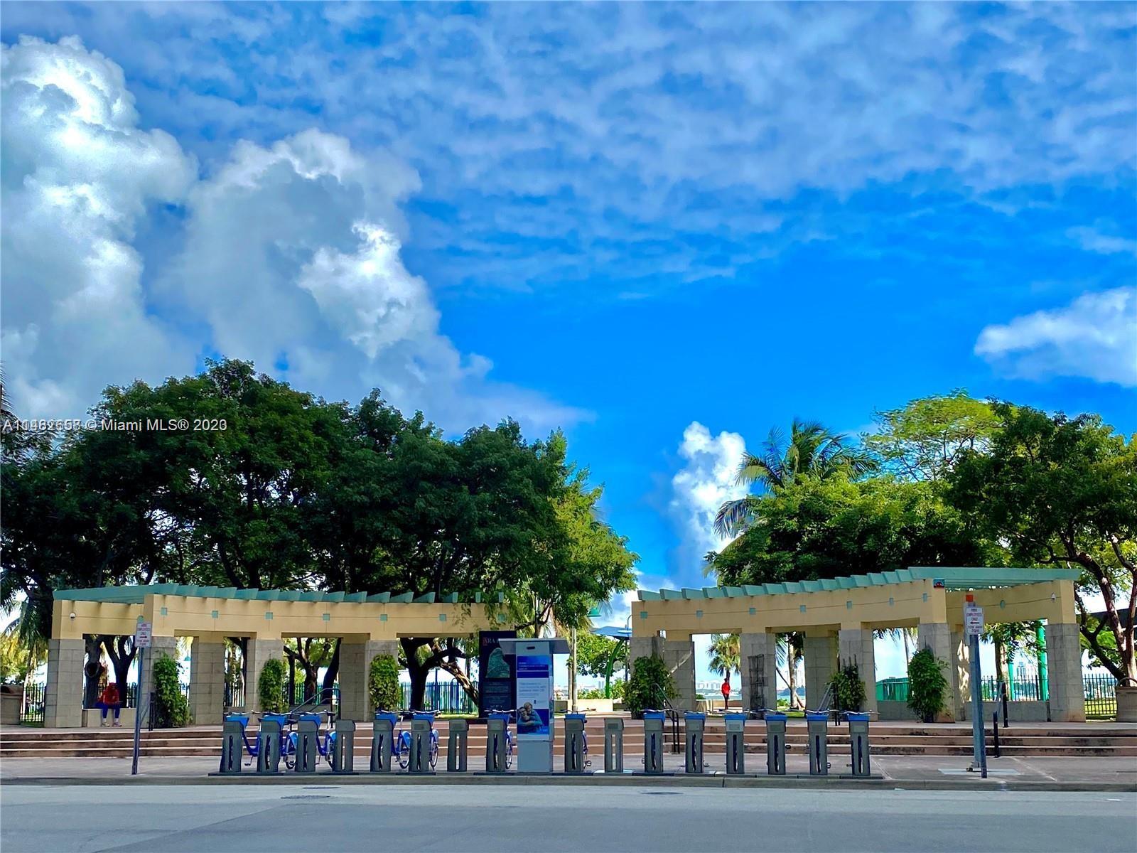 1750 N Bayshore Dr 2406, Miami, Florida 33132, 1 Bedroom Bedrooms, ,1 BathroomBathrooms,Residentiallease,For Rent,1750 N Bayshore Dr 2406,A11482658