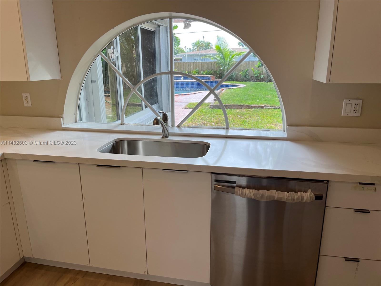 550 NE 174th St, North Miami Beach, Florida 33162, 3 Bedrooms Bedrooms, ,2 BathroomsBathrooms,Residential,For Sale,550 NE 174th St,A11482603