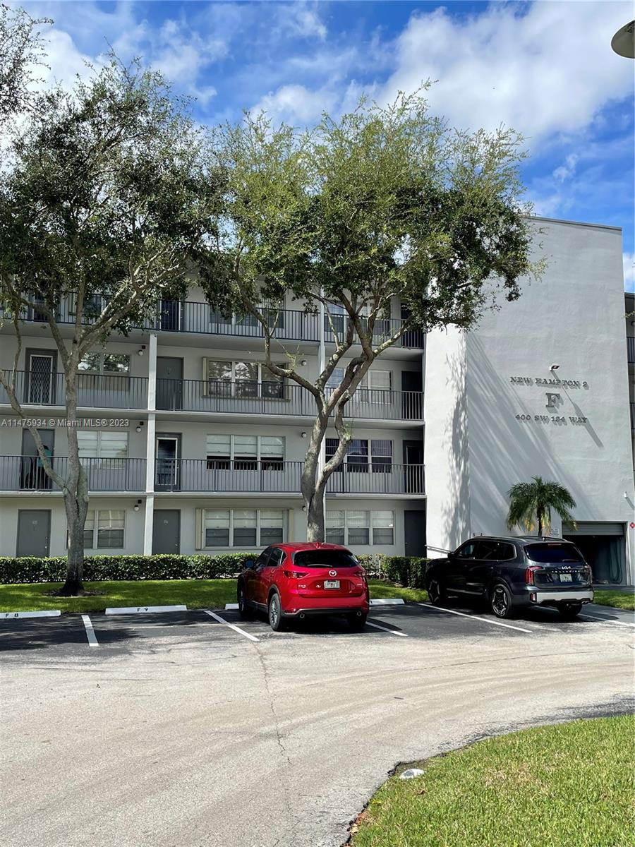 400 134th Way, Pembroke Pines, FL, 33027 United States, 2 Bedrooms Bedrooms, ,1 BathroomBathrooms,Residential,For Sale,134th Way,A11475934