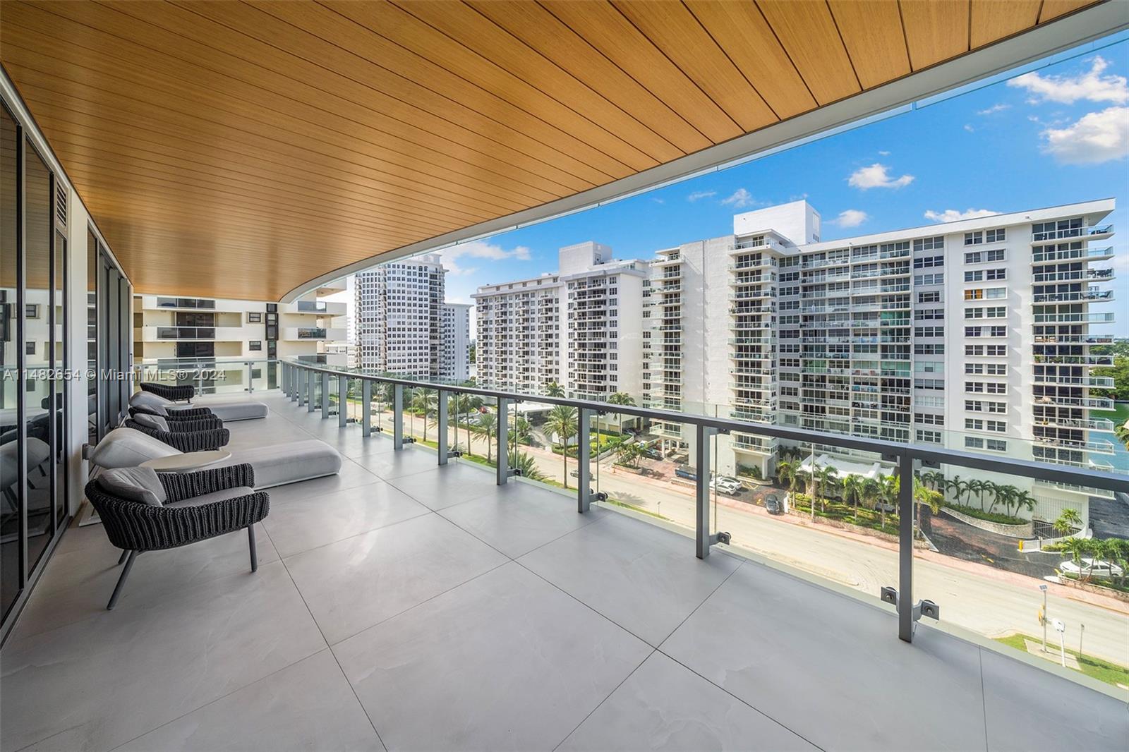 5775 Collins Ave, Miami Beach, FL, 33140 United States, 4 Bedrooms Bedrooms, ,5 BathroomsBathrooms,Residential,For Sale,Collins Ave,A11482654