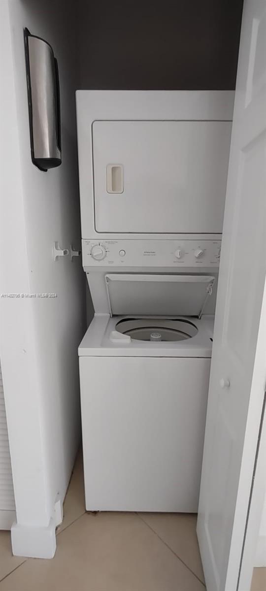 2275 Biscayne Blvd PH108, Miami, Florida 33137, 1 Bedroom Bedrooms, ,1 BathroomBathrooms,Residential,For Sale,2275 Biscayne Blvd PH108,A11482795