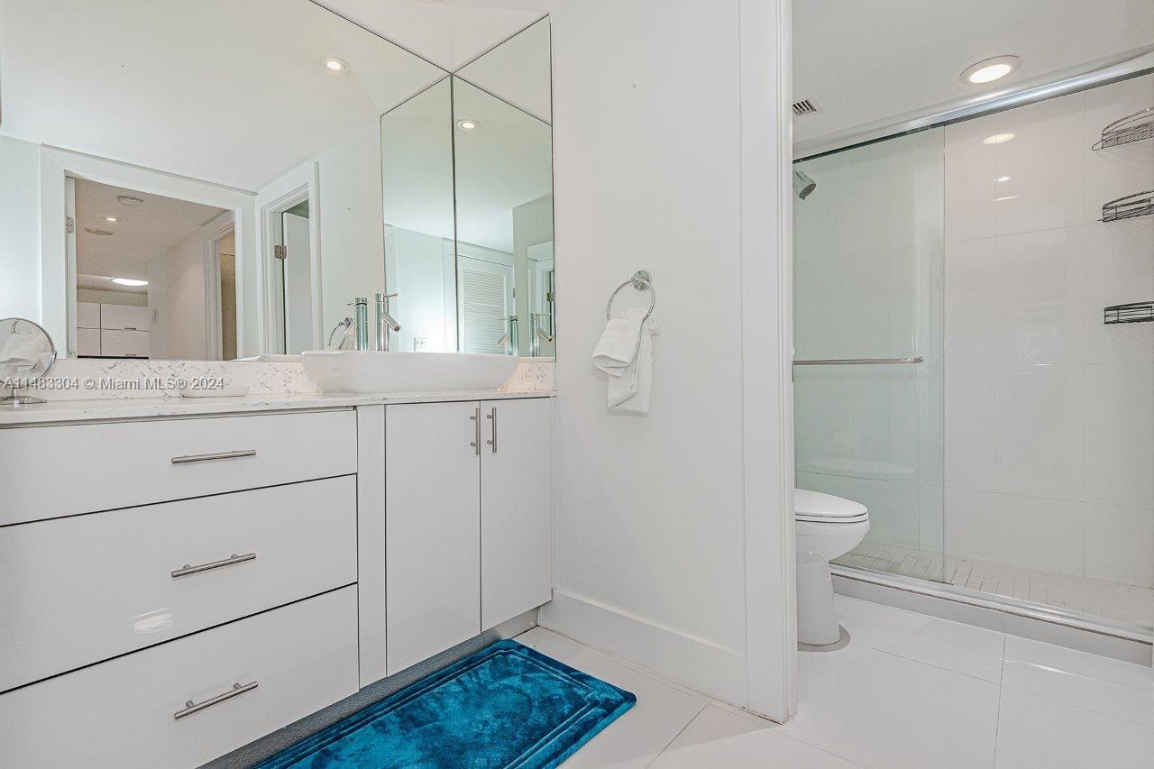 2301 Collins Ave 316, Miami Beach, Florida 33139, 1 Bedroom Bedrooms, ,1 BathroomBathrooms,Residentiallease,For Rent,2301 Collins Ave 316,A11483304