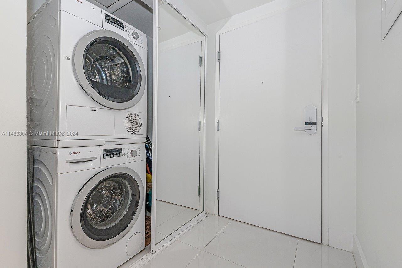 2301 Collins Ave 316, Miami Beach, Florida 33139, 1 Bedroom Bedrooms, ,1 BathroomBathrooms,Residentiallease,For Rent,2301 Collins Ave 316,A11483304