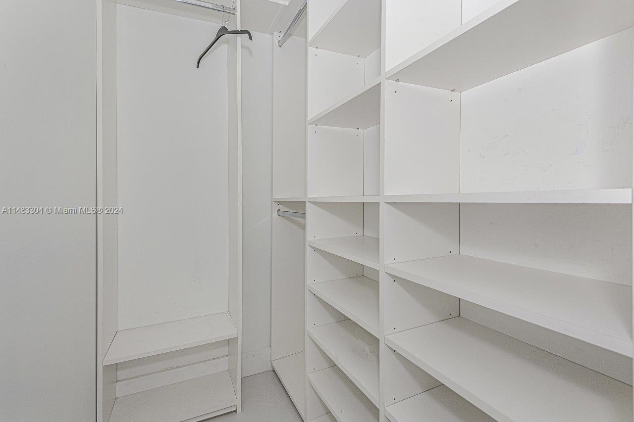 2301 Collins Ave 316, Miami Beach, Florida 33139, 1 Bedroom Bedrooms, ,1 BathroomBathrooms,Residentiallease,For Rent,2301 Collins Ave 316,A11483304