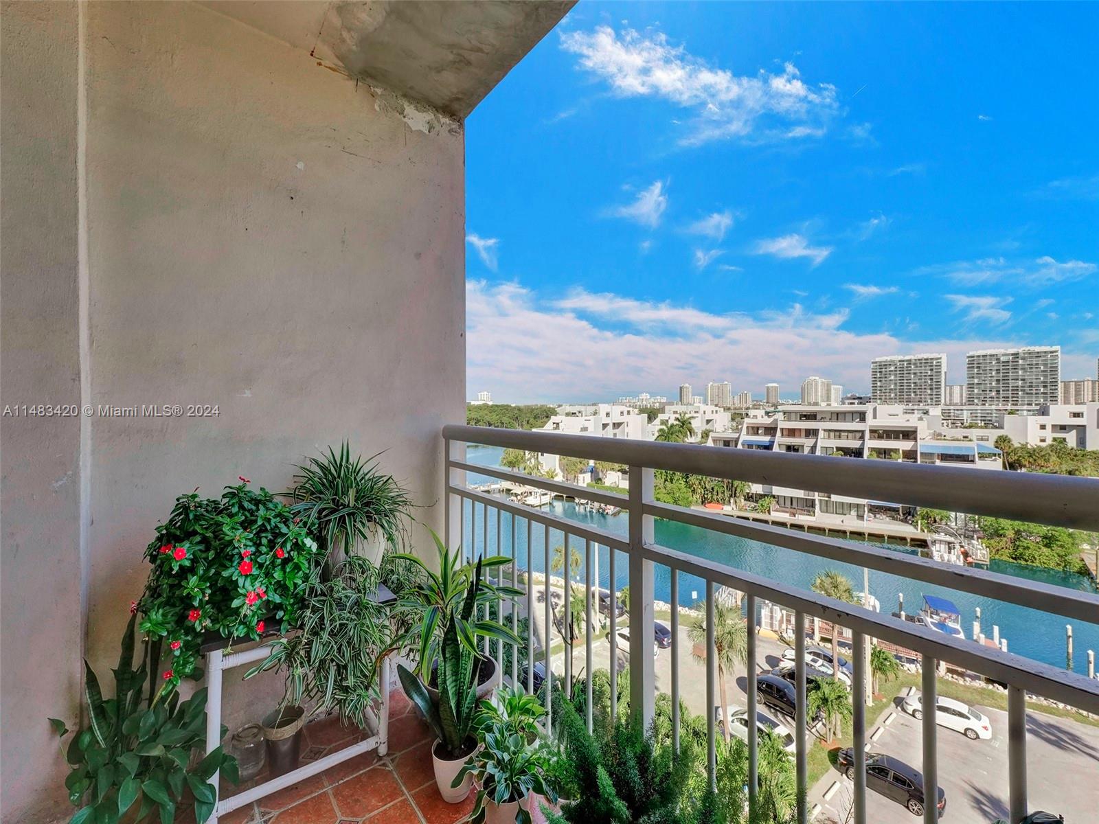 400 Kings Point Dr, Sunny Isles Beach, FL, 33160 United States, 2 Bedrooms Bedrooms, ,2 BathroomsBathrooms,Residential,For Sale,Kings Point Dr,A11483420