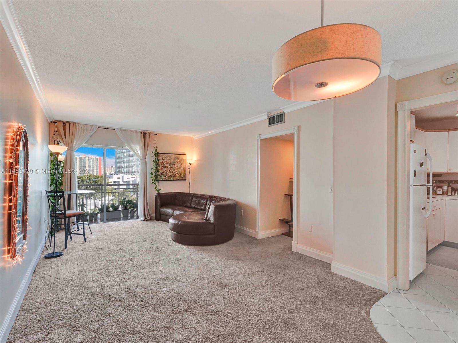 400 Kings Point Dr, Sunny Isles Beach, FL, 33160 United States, 2 Bedrooms Bedrooms, ,2 BathroomsBathrooms,Residential,For Sale,Kings Point Dr,A11483420