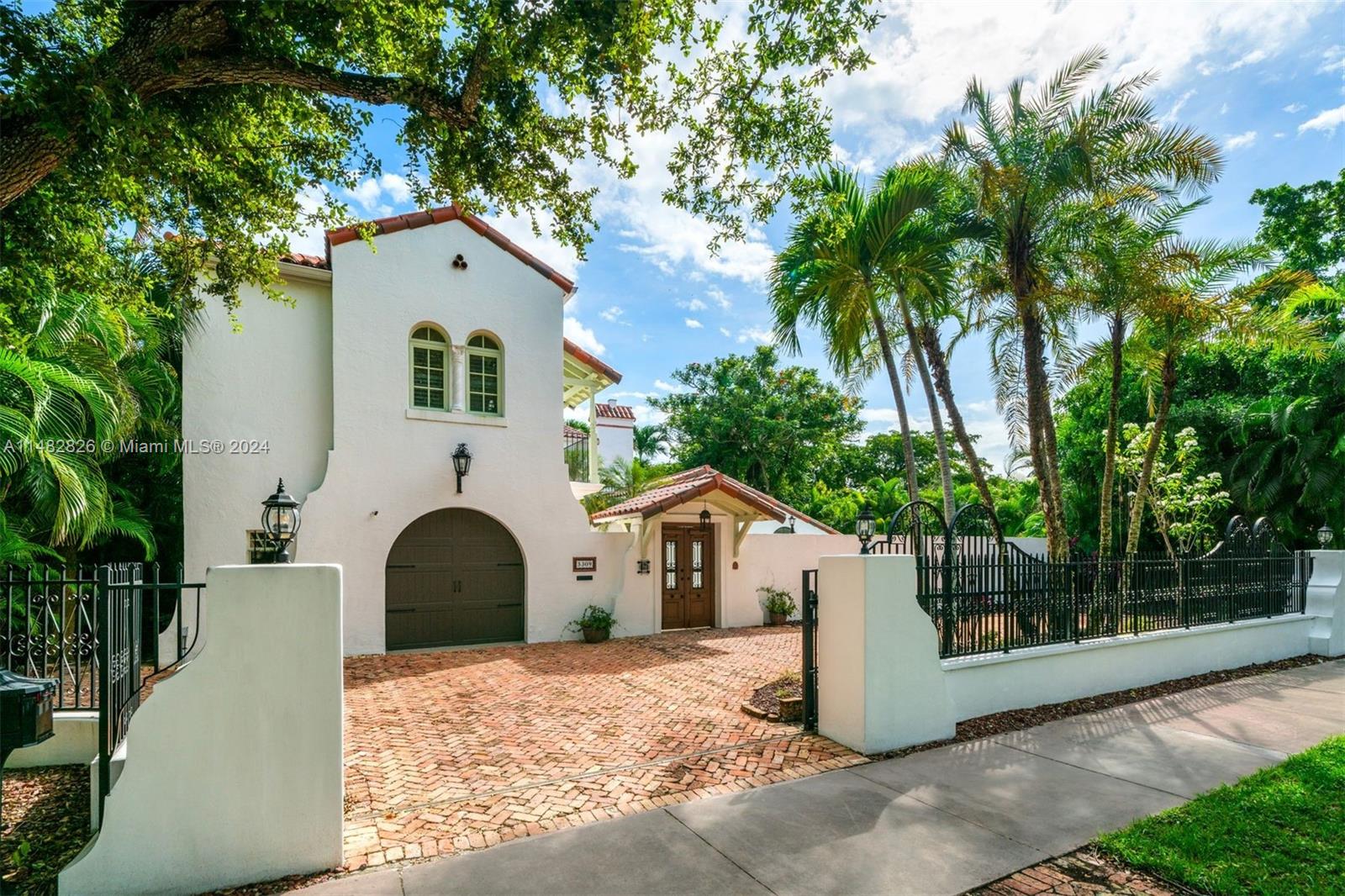 5309 Alhambra Cir, Coral Gables, FL 33146, 5 Bedrooms Bedrooms, ,4 BathroomsBathrooms,Residential,For Sale,Alhambra Cir,A11482826