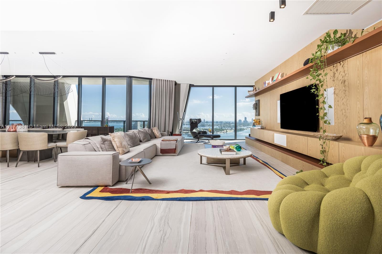 1000 Biscayne Blvd 2702, Miami, Florida 33132, 4 Bedrooms Bedrooms, ,5 BathroomsBathrooms,Residential,For Sale,1000 Biscayne Blvd 2702,A11477381