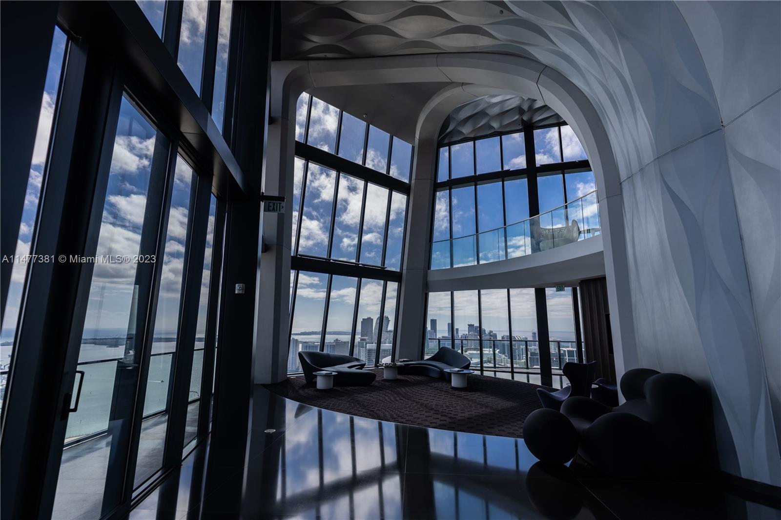60th Floor Lounge