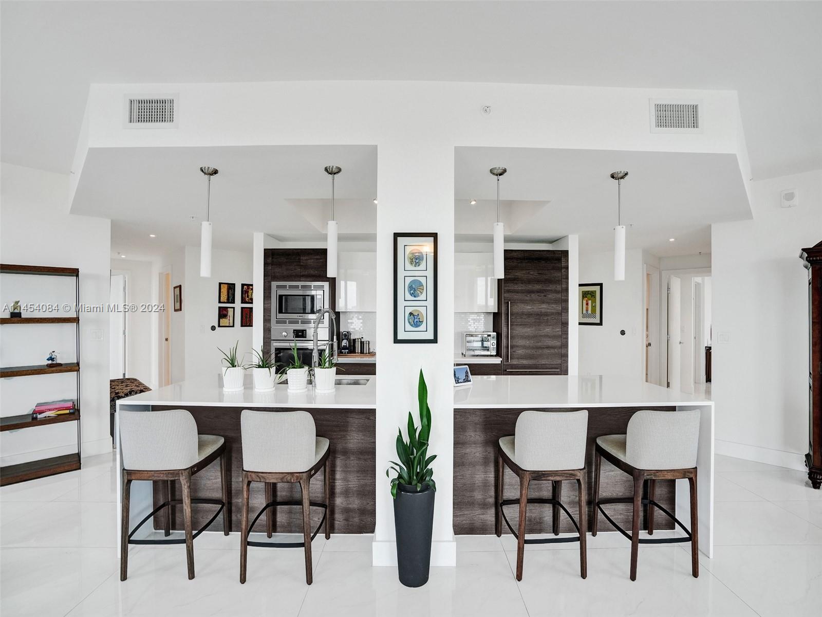 301 Altara Ave 817, Coral Gables, Florida 33146, 4 Bedrooms Bedrooms, ,4 BathroomsBathrooms,Residential,For Sale,301 Altara Ave 817,A11454084