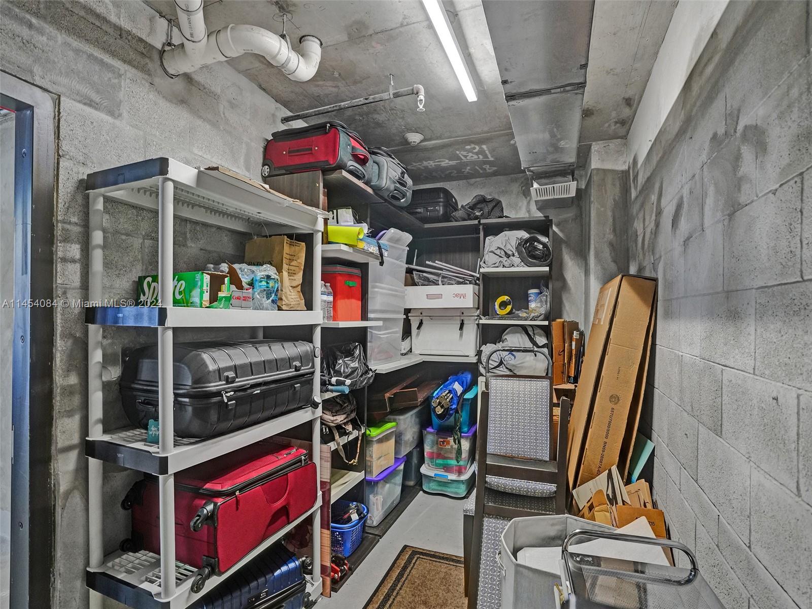 301 Altara Ave 817, Coral Gables, Florida 33146, 4 Bedrooms Bedrooms, ,4 BathroomsBathrooms,Residential,For Sale,301 Altara Ave 817,A11454084