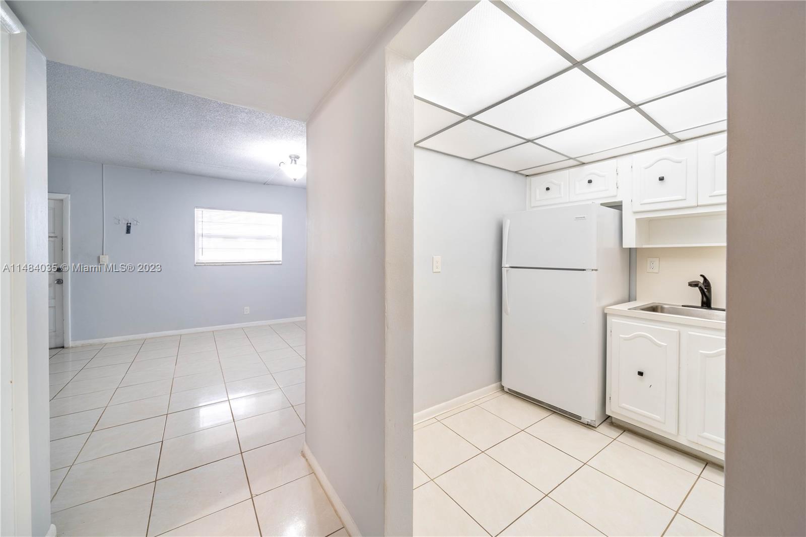 1400 57th St, Fort Lauderdale, FL, 33334 United States, 1 Bedroom Bedrooms, ,1 BathroomBathrooms,Residential,For Sale,57th St,A11484035