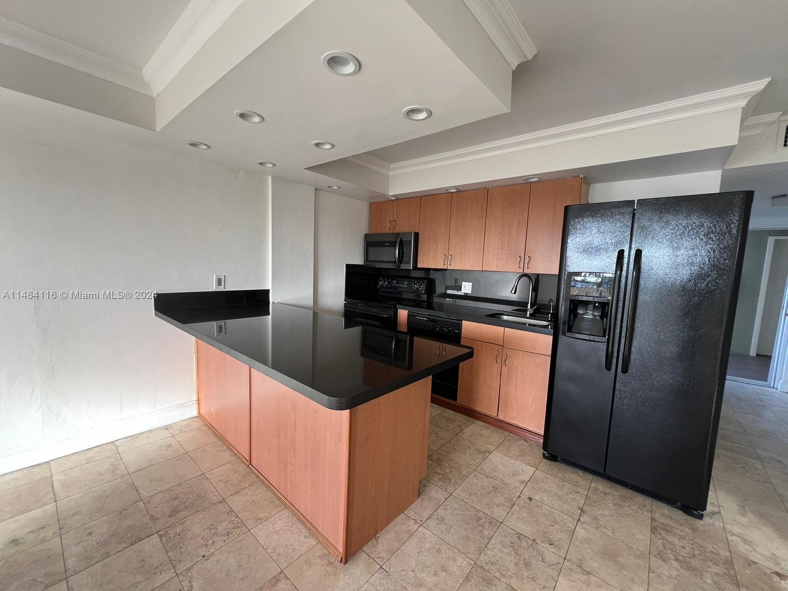 7900 Tatum Waterway Dr 304, Miami Beach, Florida 33141, 2 Bedrooms Bedrooms, ,1 BathroomBathrooms,Residential,For Sale,7900 Tatum Waterway Dr 304,A11484116