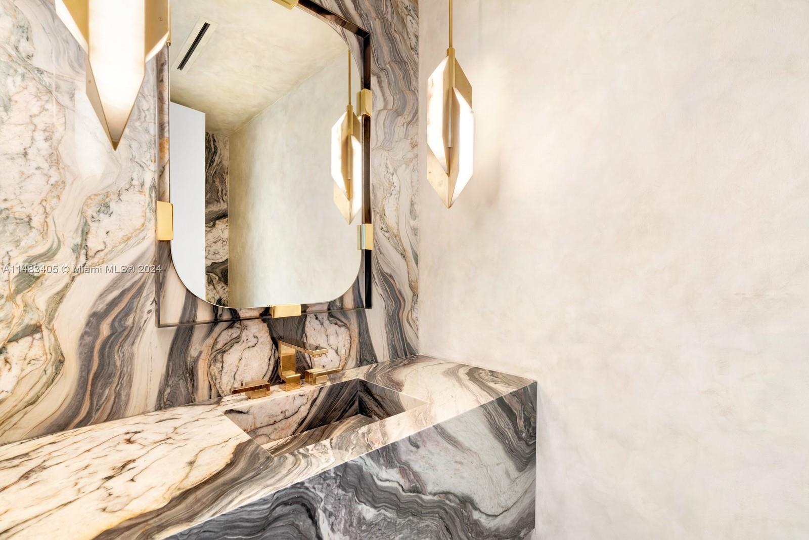 5775 Collins Ave, Miami Beach, FL, 33140 United States, 4 Bedrooms Bedrooms, ,5 BathroomsBathrooms,Residential,For Sale,Collins Ave,A11483405