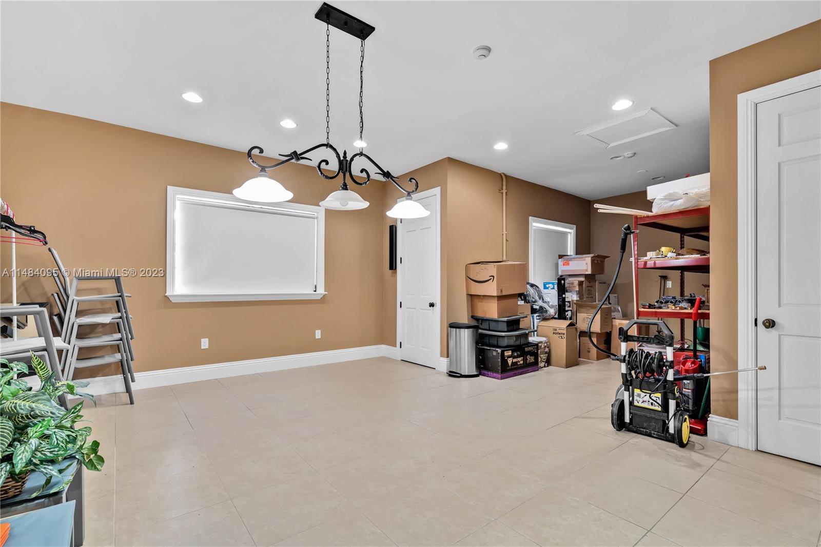 Garage with two Storage Closets