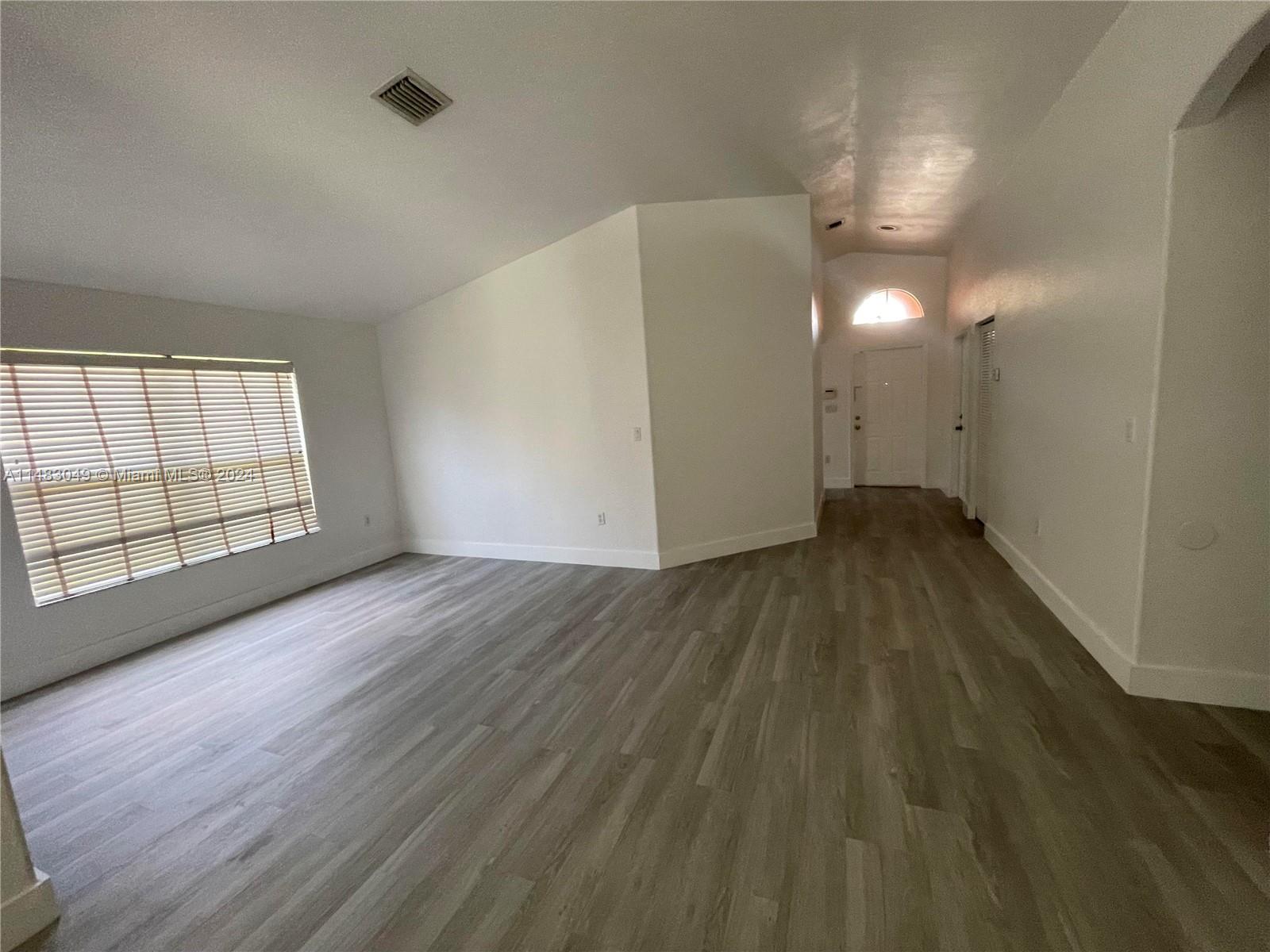 1181 SE 20 RD, Homestead, Florida 33035, 3 Bedrooms Bedrooms, ,2 BathroomsBathrooms,Residential,For Sale,1181 SE 20 RD,A11483049