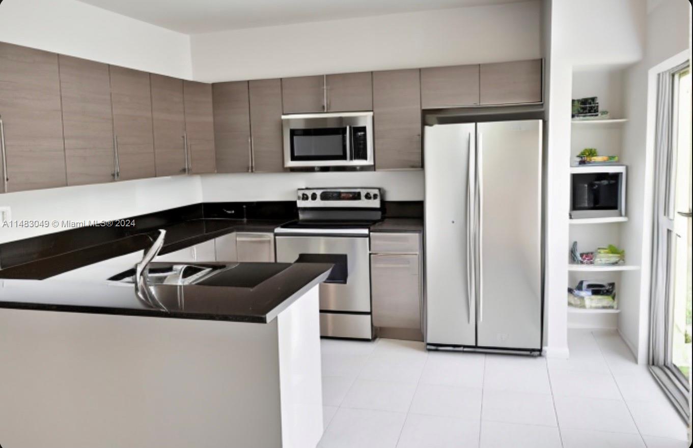Staged kitchen option 2