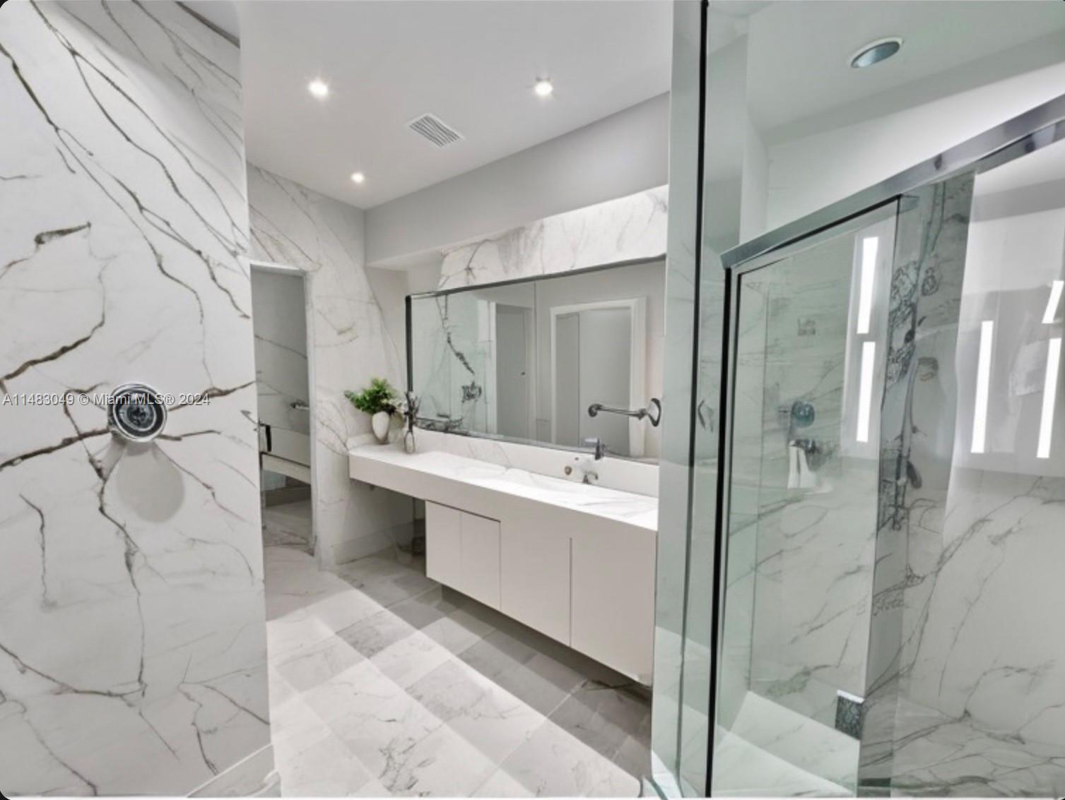 Staged bathroom option 2