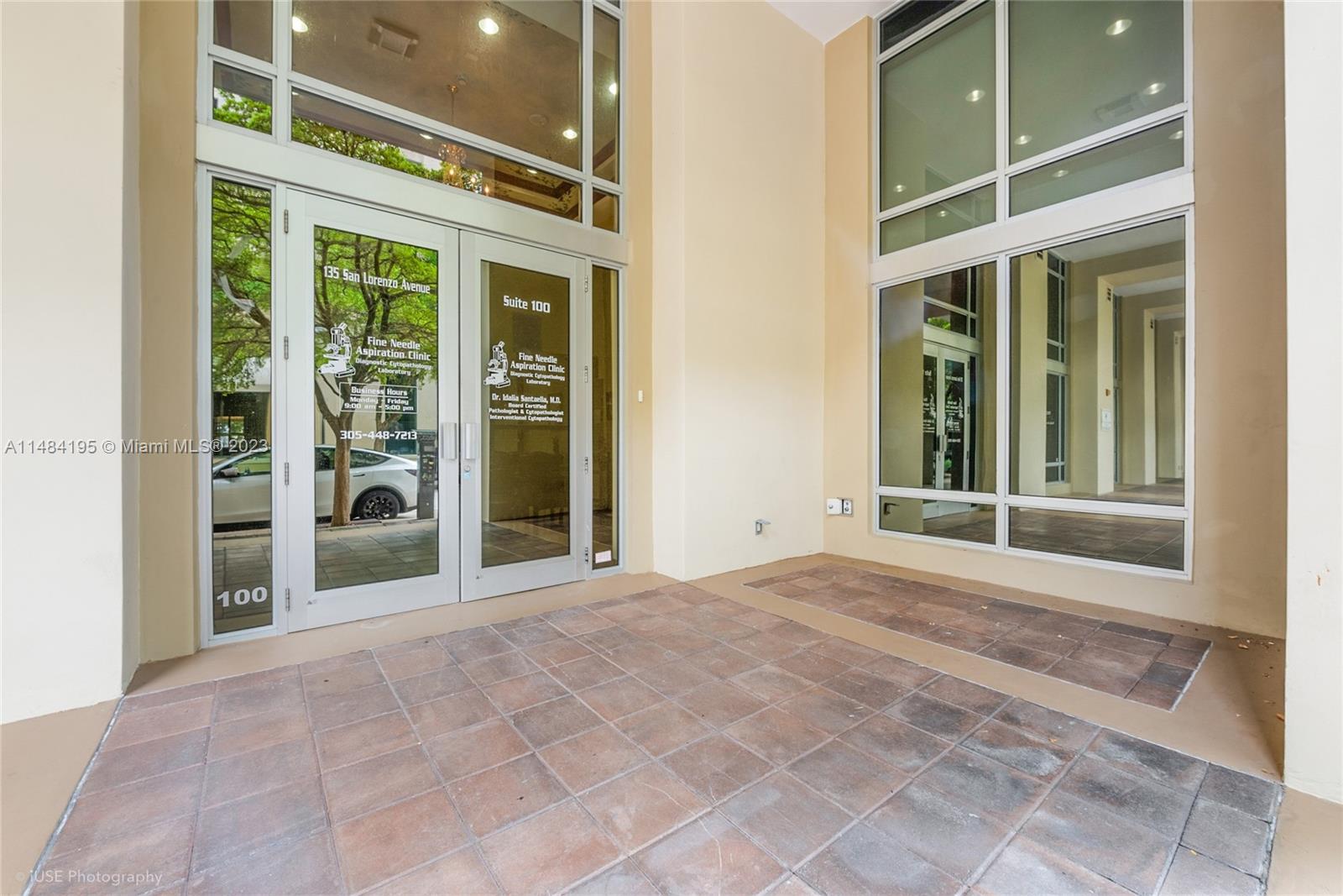 Coral Gables, Florida 33146, ,Commerciallease,For Rent,A11484195