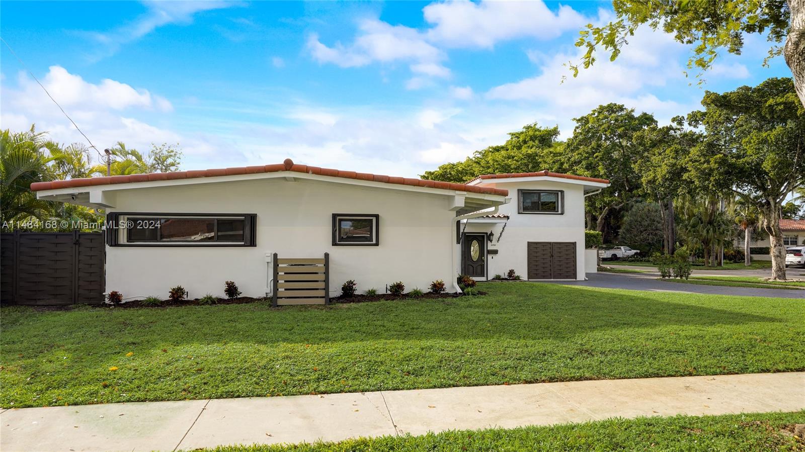 12950 Auralia Road, North Miami, Florida 33181, 4 Bedrooms Bedrooms, ,3 BathroomsBathrooms,Residential,For Sale,12950 Auralia Road,A11484168