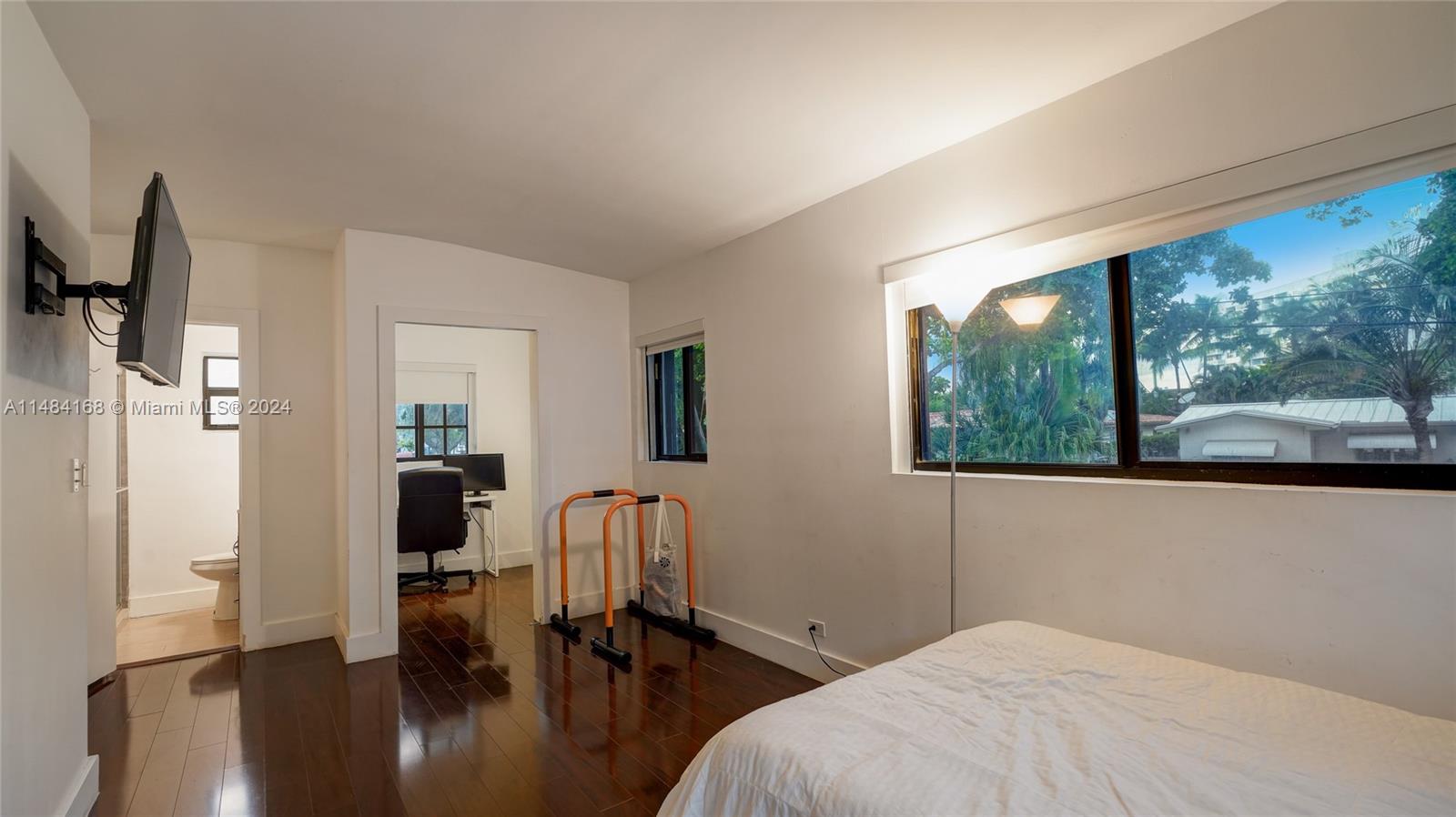 12950 Auralia Road, North Miami, Florida 33181, 4 Bedrooms Bedrooms, ,3 BathroomsBathrooms,Residential,For Sale,12950 Auralia Road,A11484168