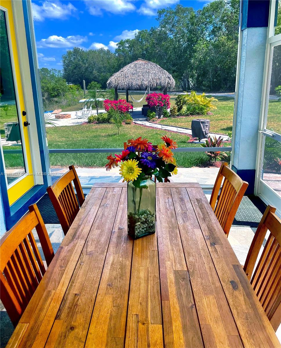 Guest house Deck