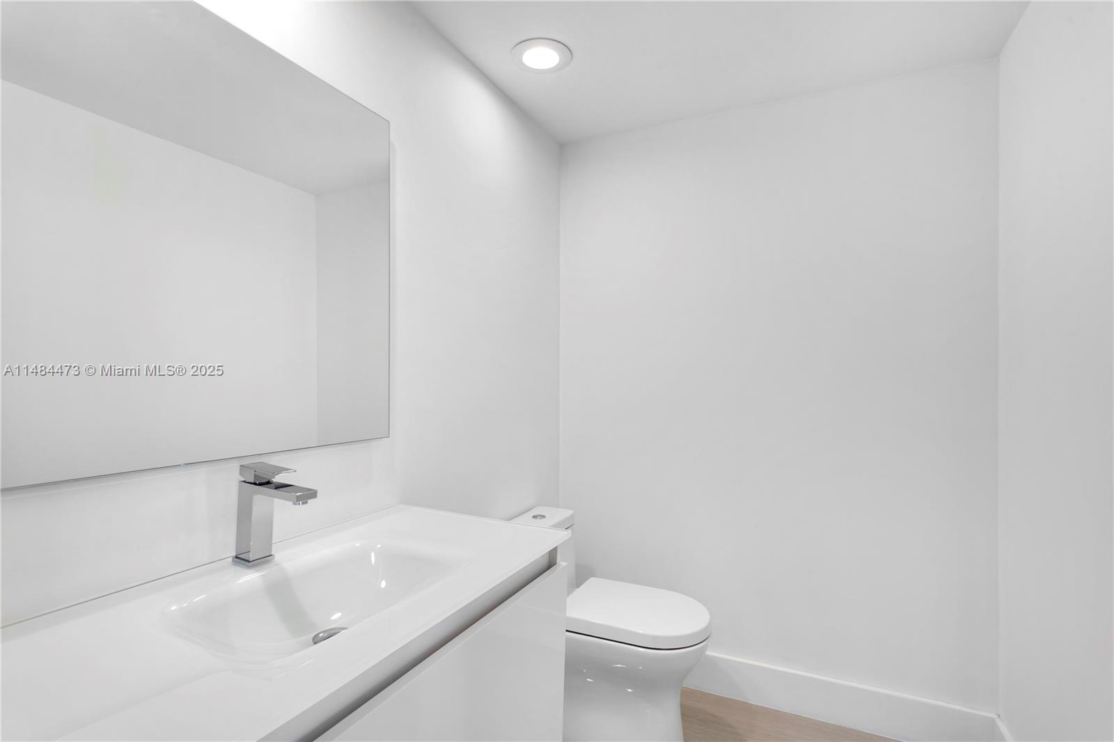 20281 Country Club Dr, Aventura, FL, 33180 United States, 4 Bedrooms Bedrooms, ,3 BathroomsBathrooms,Residential,For Sale,Country Club Dr,A11484473
