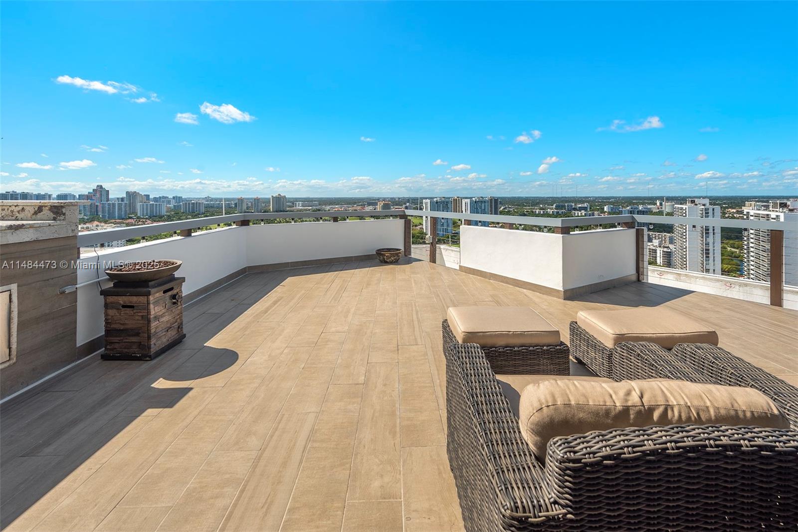 20281 Country Club Dr, Aventura, FL, 33180 United States, 4 Bedrooms Bedrooms, ,3 BathroomsBathrooms,Residential,For Sale,Country Club Dr,A11484473