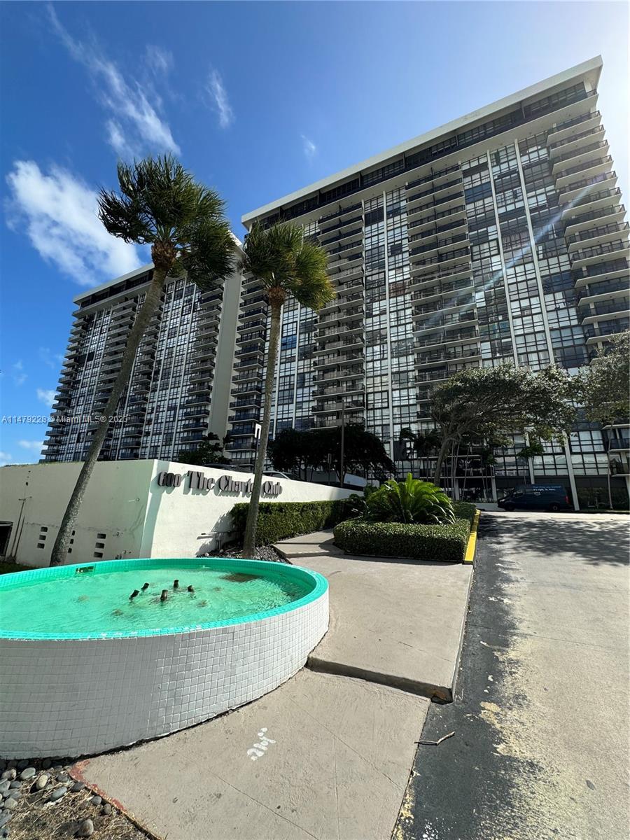 600 NE 36th St 1011, Miami, Florida 33137, 1 Bedroom Bedrooms, ,1 BathroomBathrooms,Residential,For Sale,600 NE 36th St 1011,A11479228