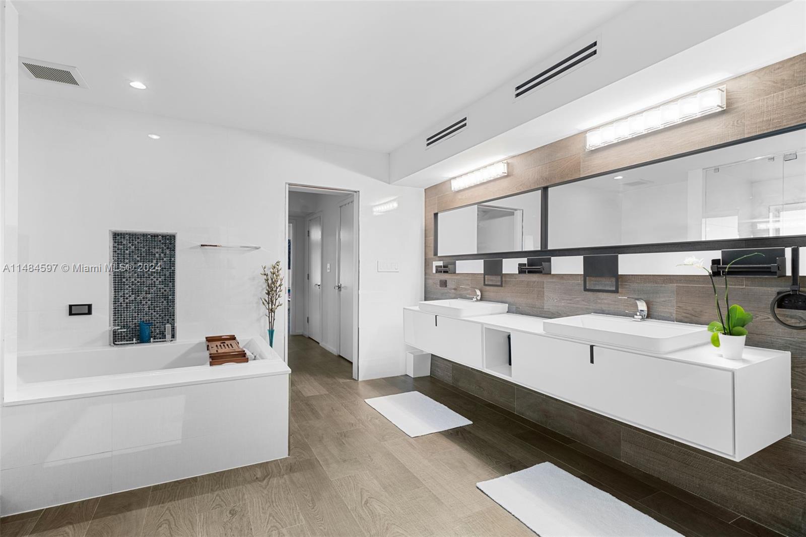 2415 Magnolia Dr, North Miami, FL, 33181 United States, 6 Bedrooms Bedrooms, ,4 BathroomsBathrooms,Residential,For Sale,Magnolia Dr,A11484597