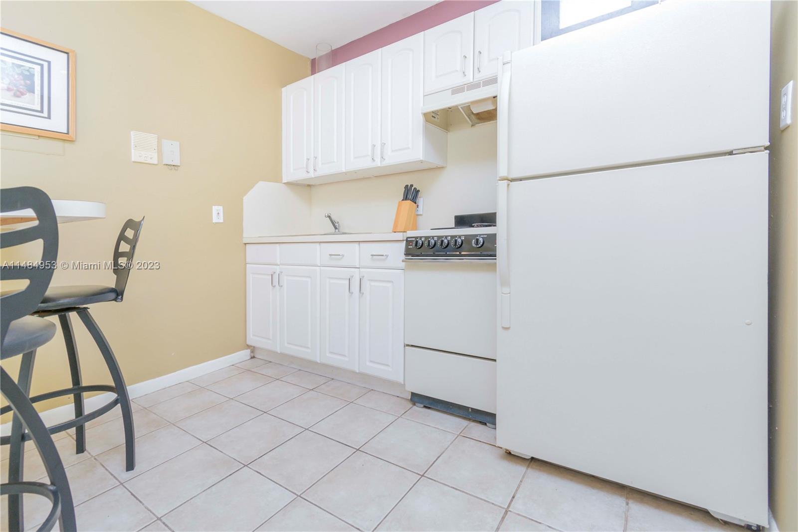 1337 Euclid Ave 207, Miami Beach, Florida 33139, 1 Bedroom Bedrooms, ,1 BathroomBathrooms,Residential,For Sale,1337 Euclid Ave 207,A11484953
