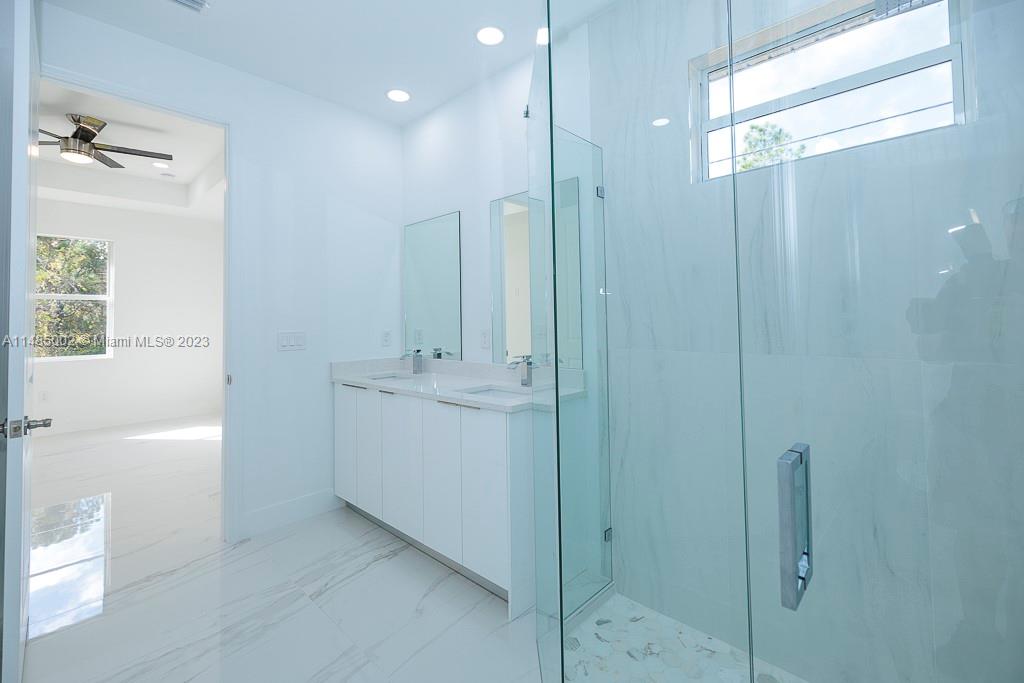 Listing Photo 42
