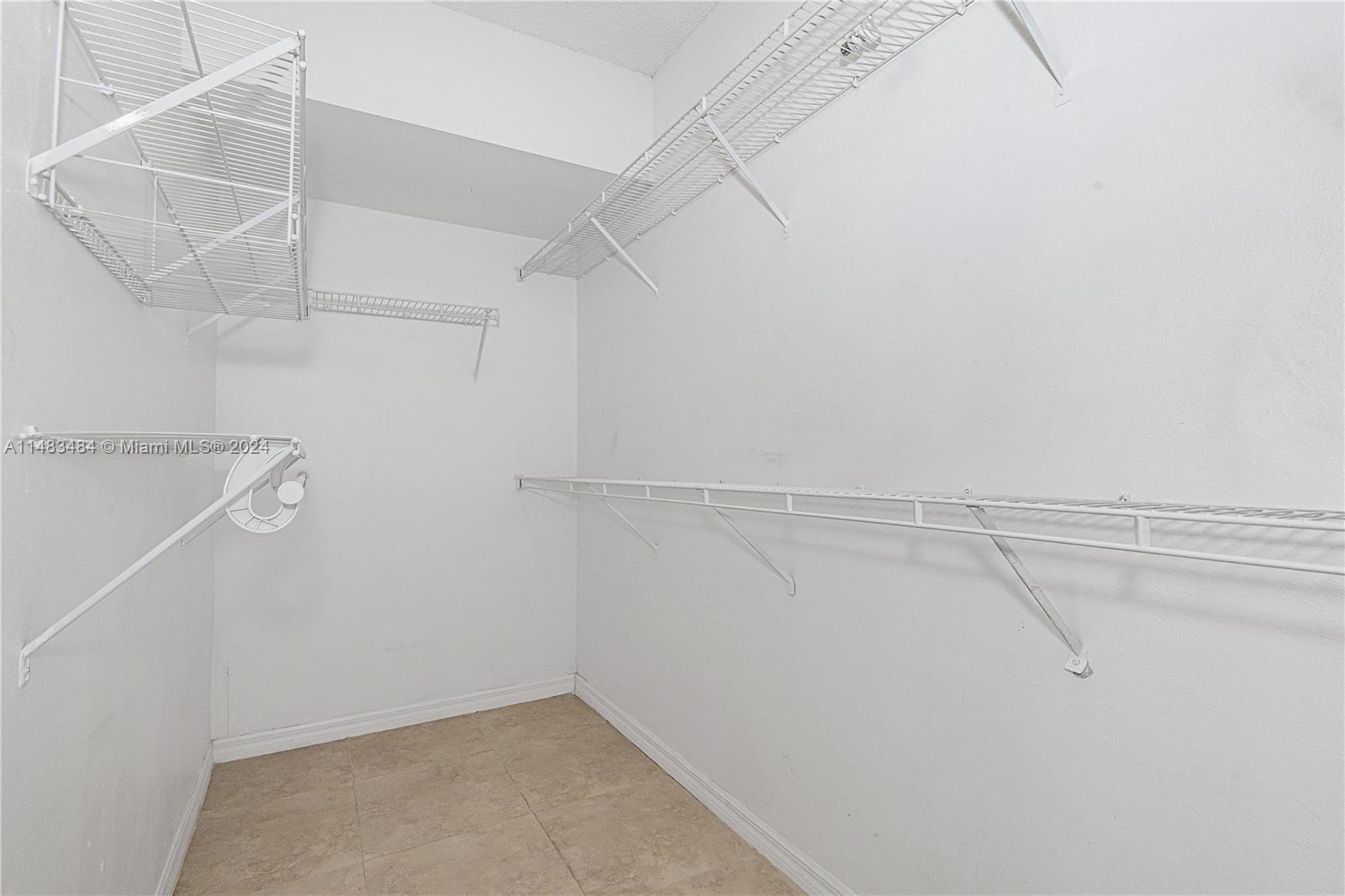 2492 Centergate Dr 105, Miramar, Florida 33025, 1 Bedroom Bedrooms, ,1 BathroomBathrooms,Residential,For Sale,2492 Centergate Dr 105,A11483484