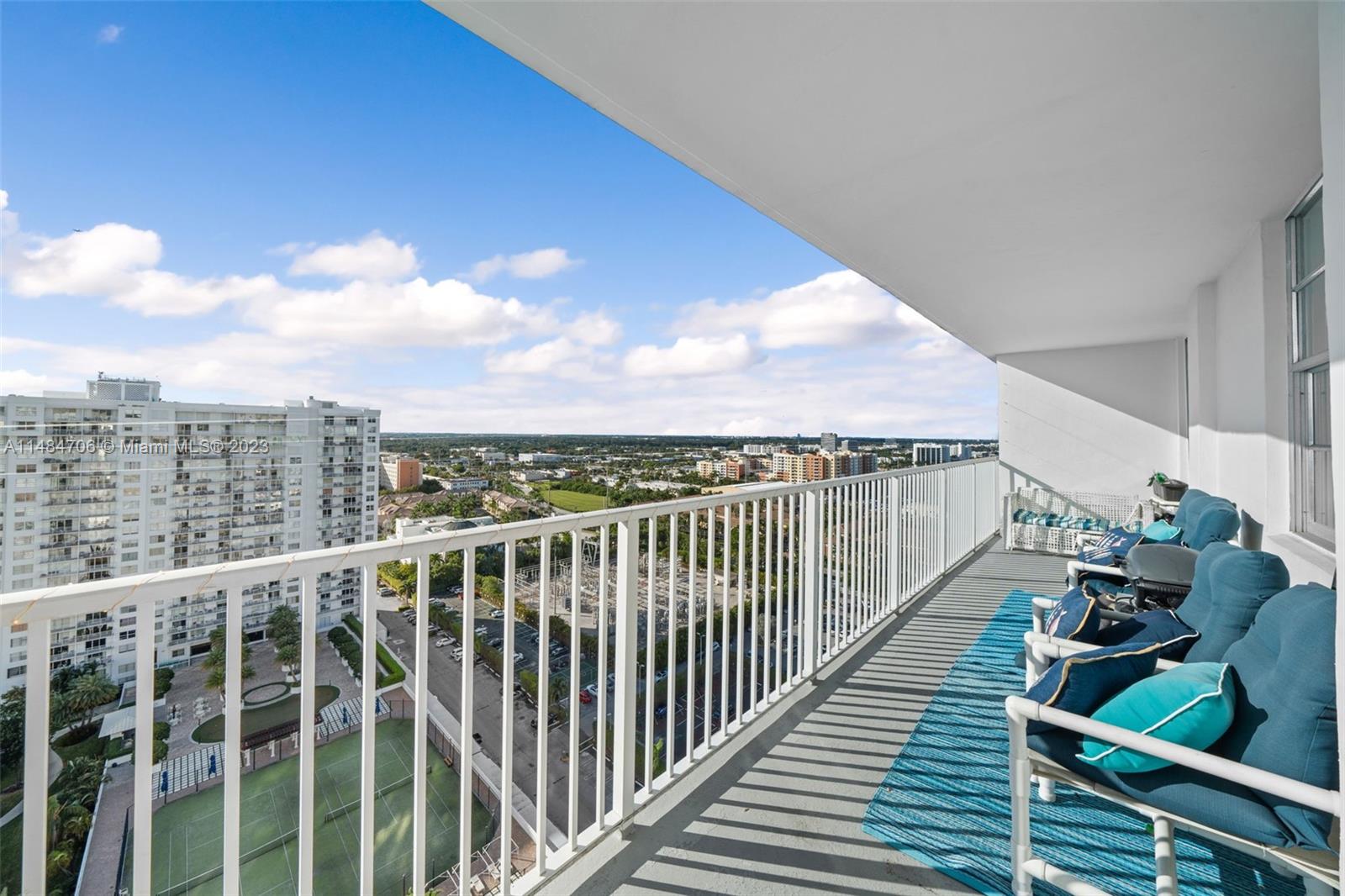 2851 183rd St, Aventura, FL, 33160 United States, 2 Bedrooms Bedrooms, ,2 BathroomsBathrooms,Residential,For Sale,183rd St,A11484706