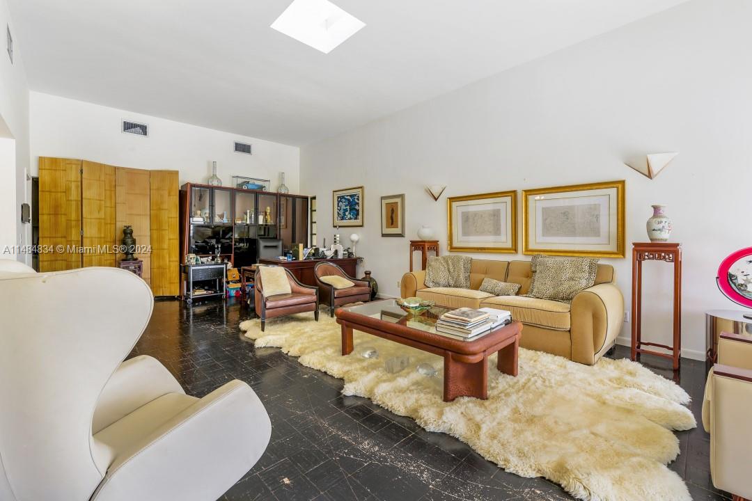 3660 N 55th Ave, Hollywood, Florida 33021, 5 Bedrooms Bedrooms, ,4 BathroomsBathrooms,Residential,For Sale,3660 N 55th Ave,A11484834